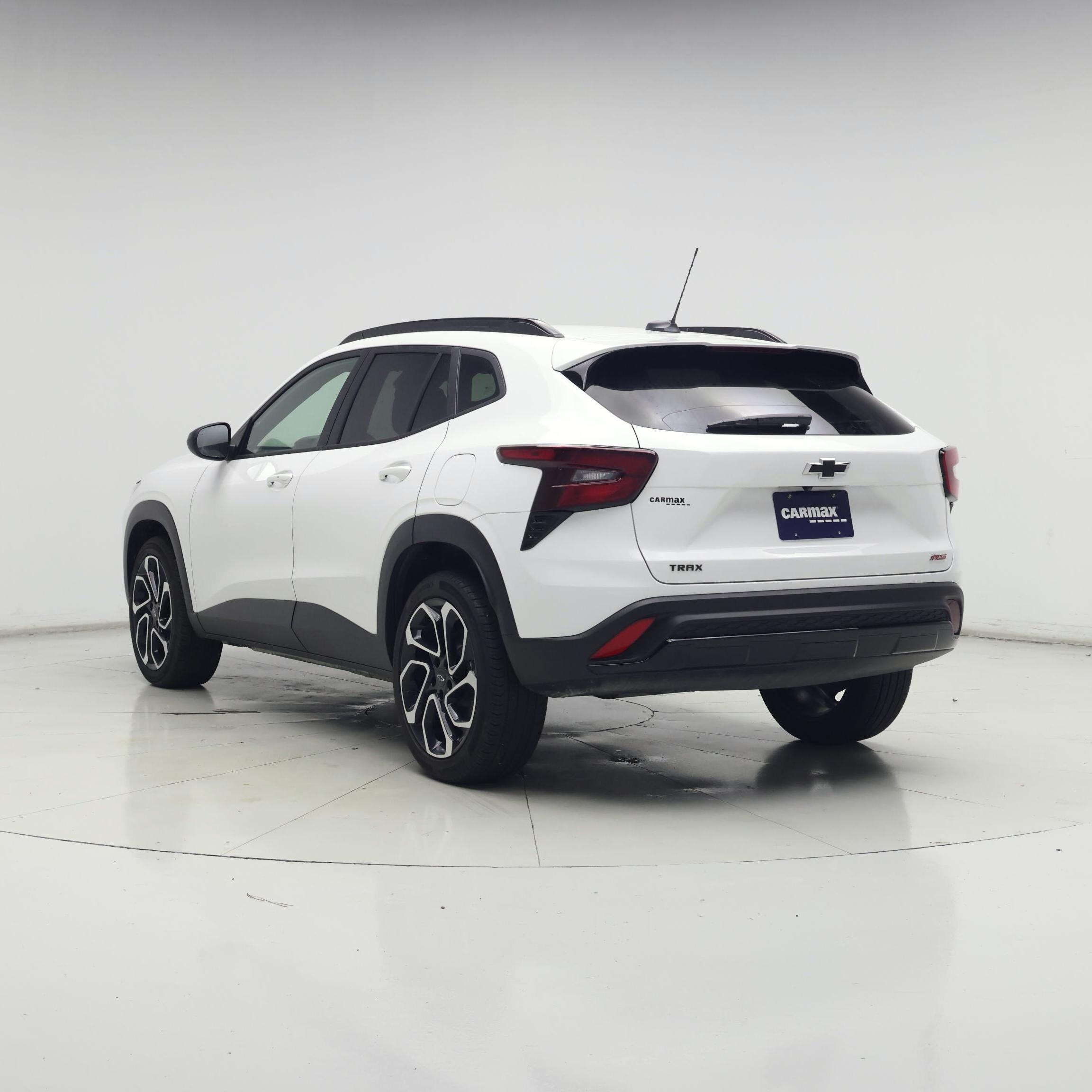 Thumbnail: 2025 Chevrolet Trax - 2