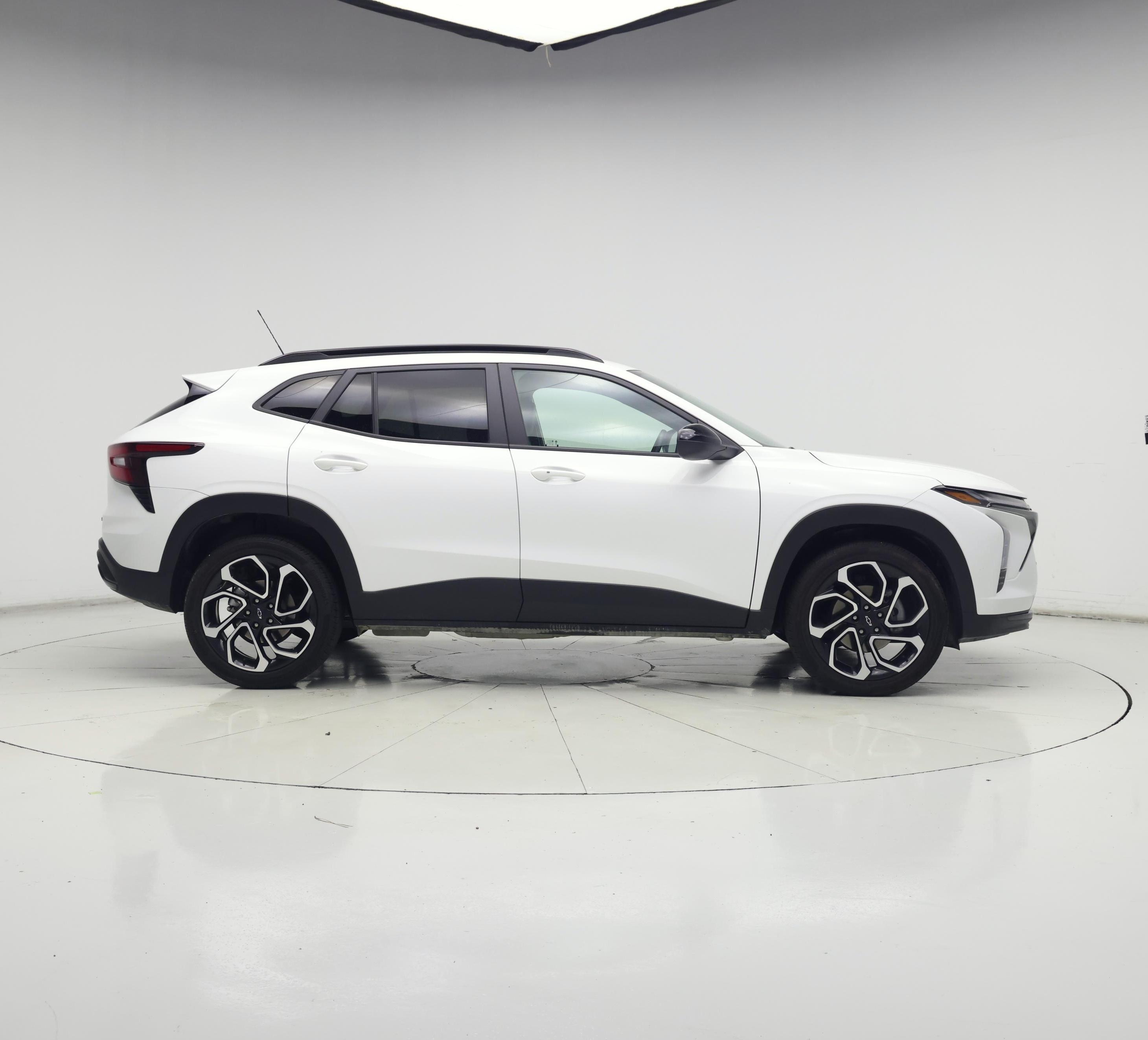 Thumbnail: 2025 Chevrolet Trax - 7
