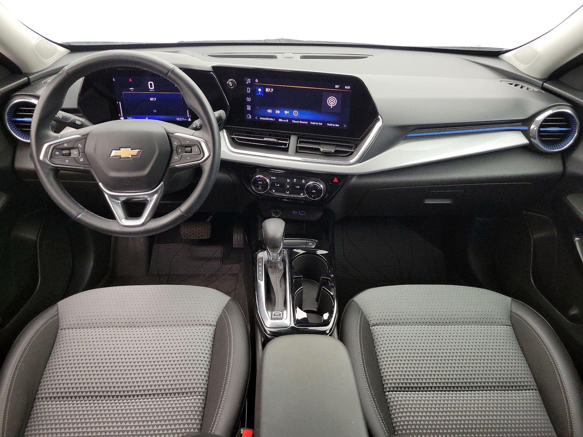 Thumbnail: 2024 Chevrolet Trax - 9