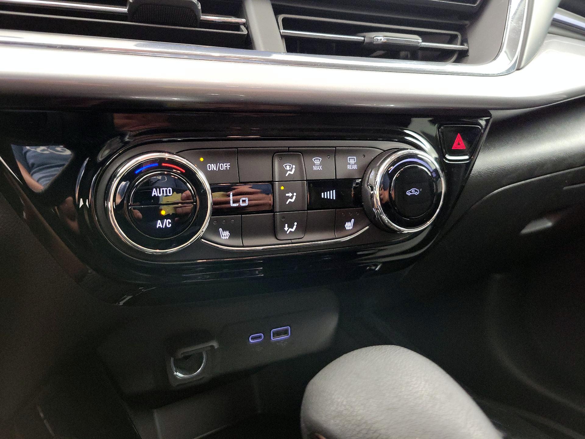 Thumbnail: 2024 Chevrolet Trax - 16