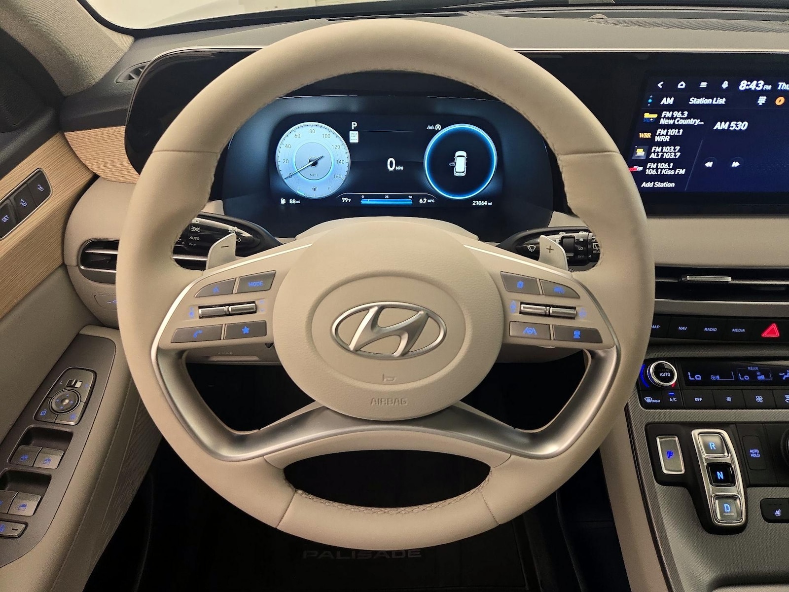2023 Hyundai Palisade Limited - Photo 11