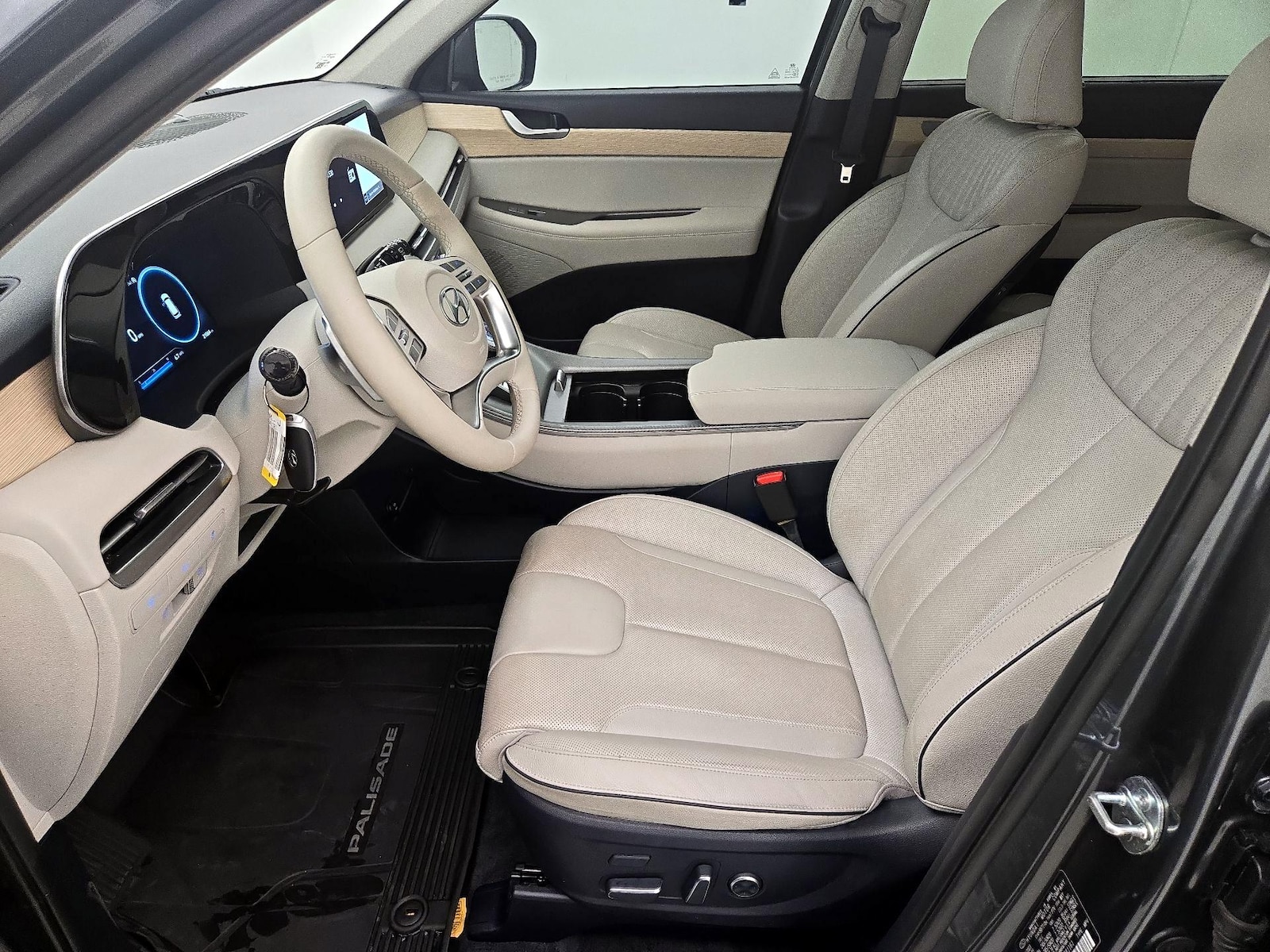 2023 Hyundai Palisade Limited - Photo 12