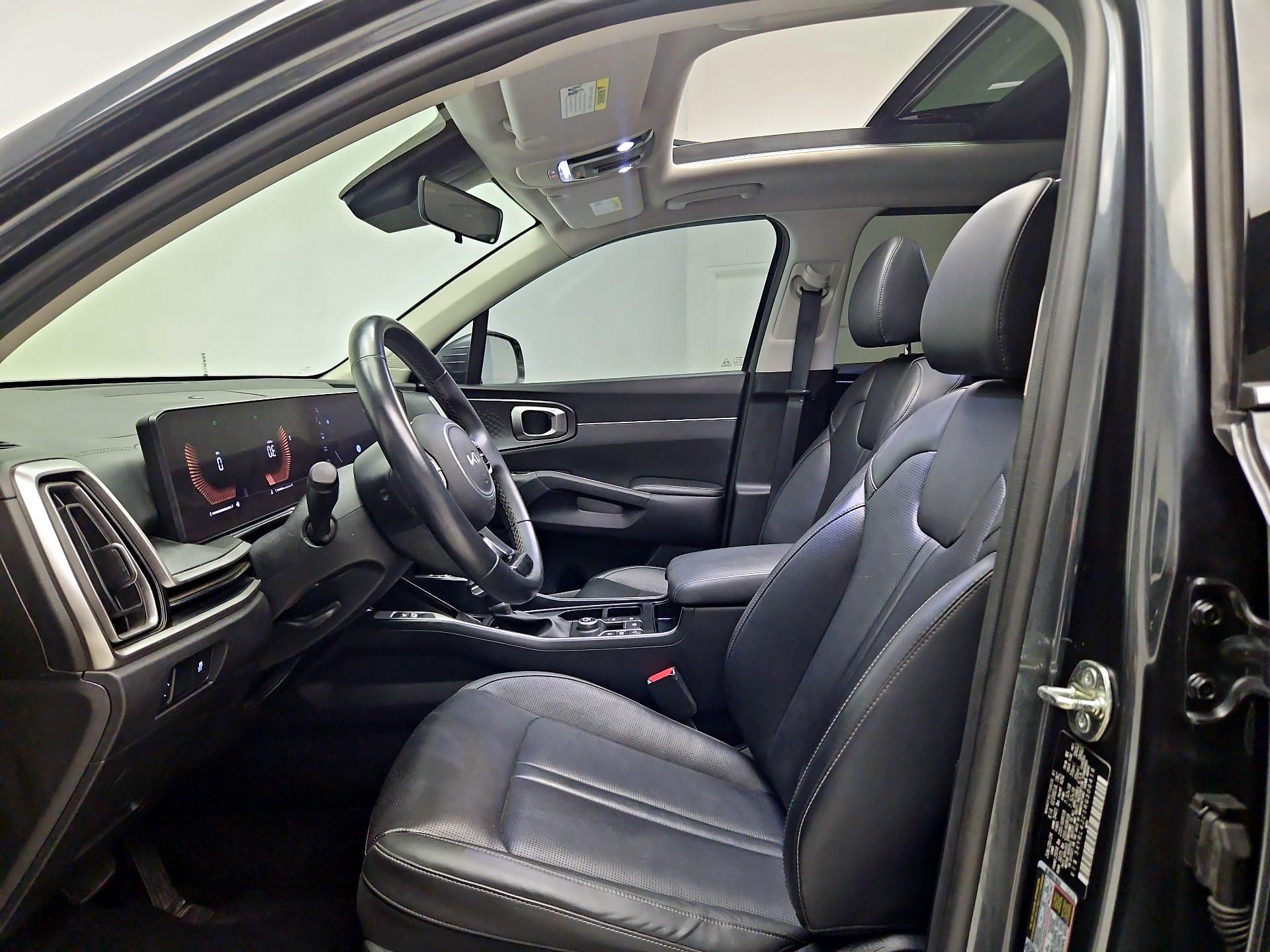 Thumbnail: 2024 Kia Sorento - 11