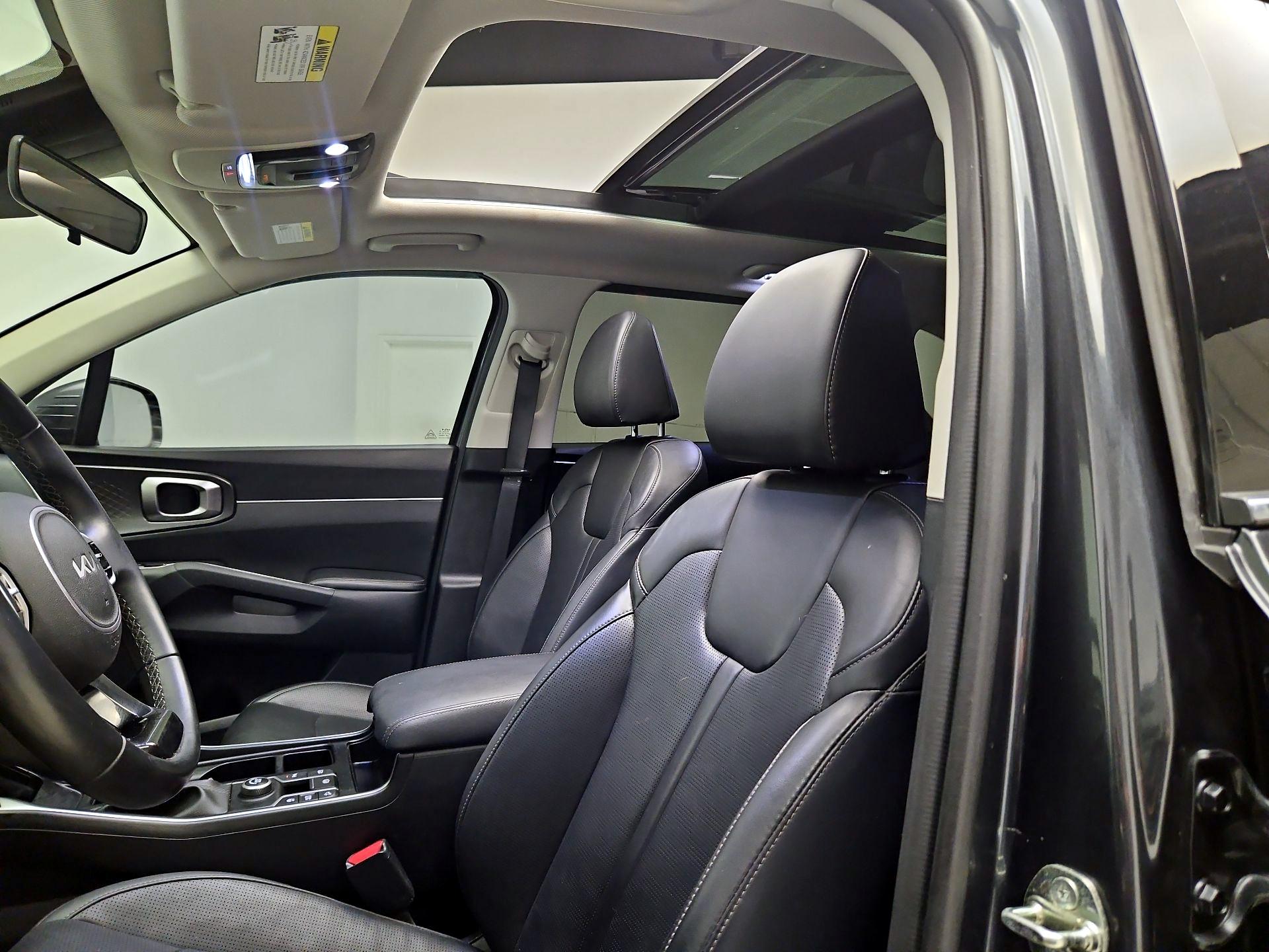 Thumbnail: 2024 Kia Sorento - 20