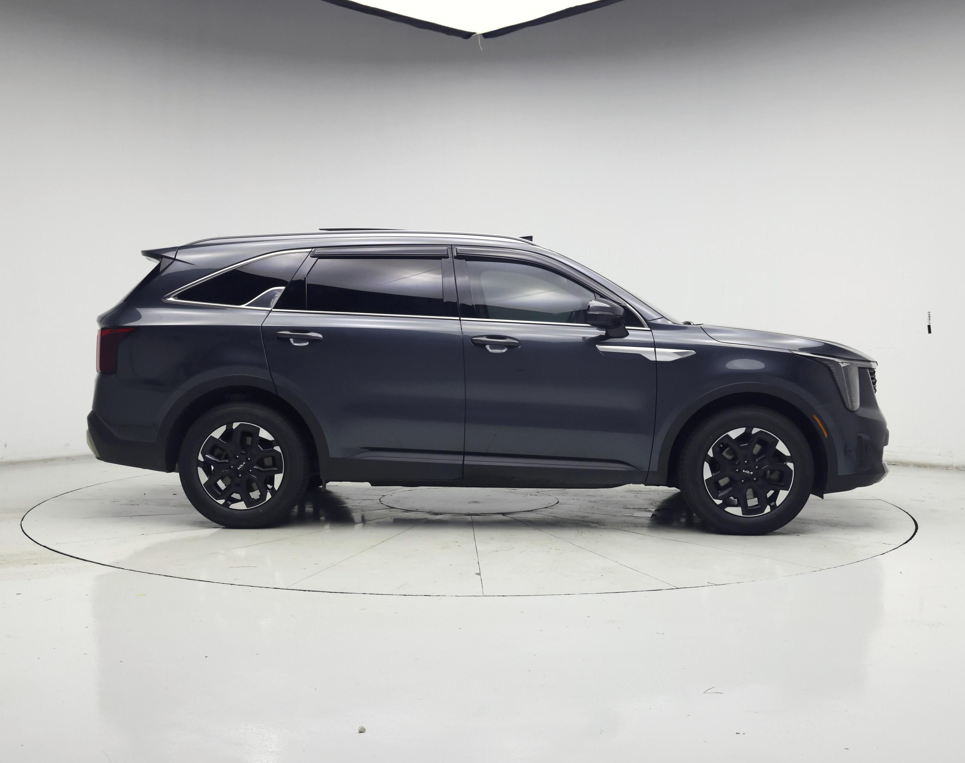 Thumbnail: 2024 Kia Sorento - 7