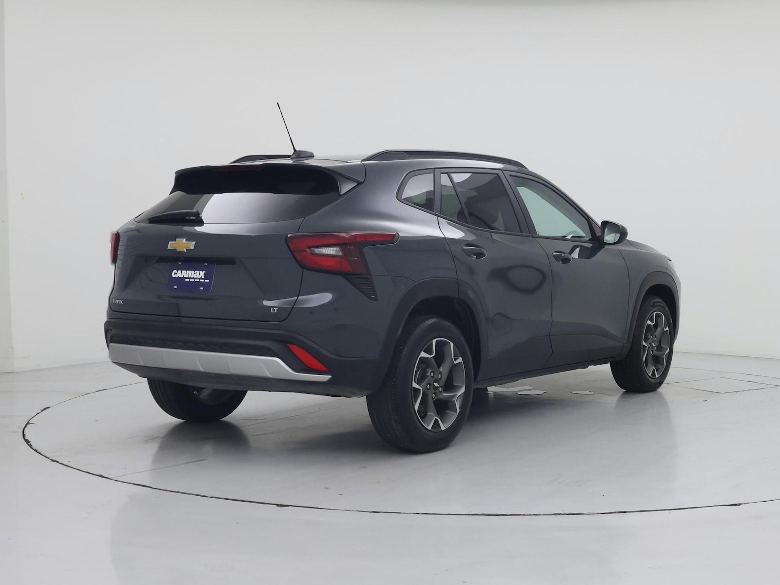 2025 Chevrolet Trax LT - Photo 9