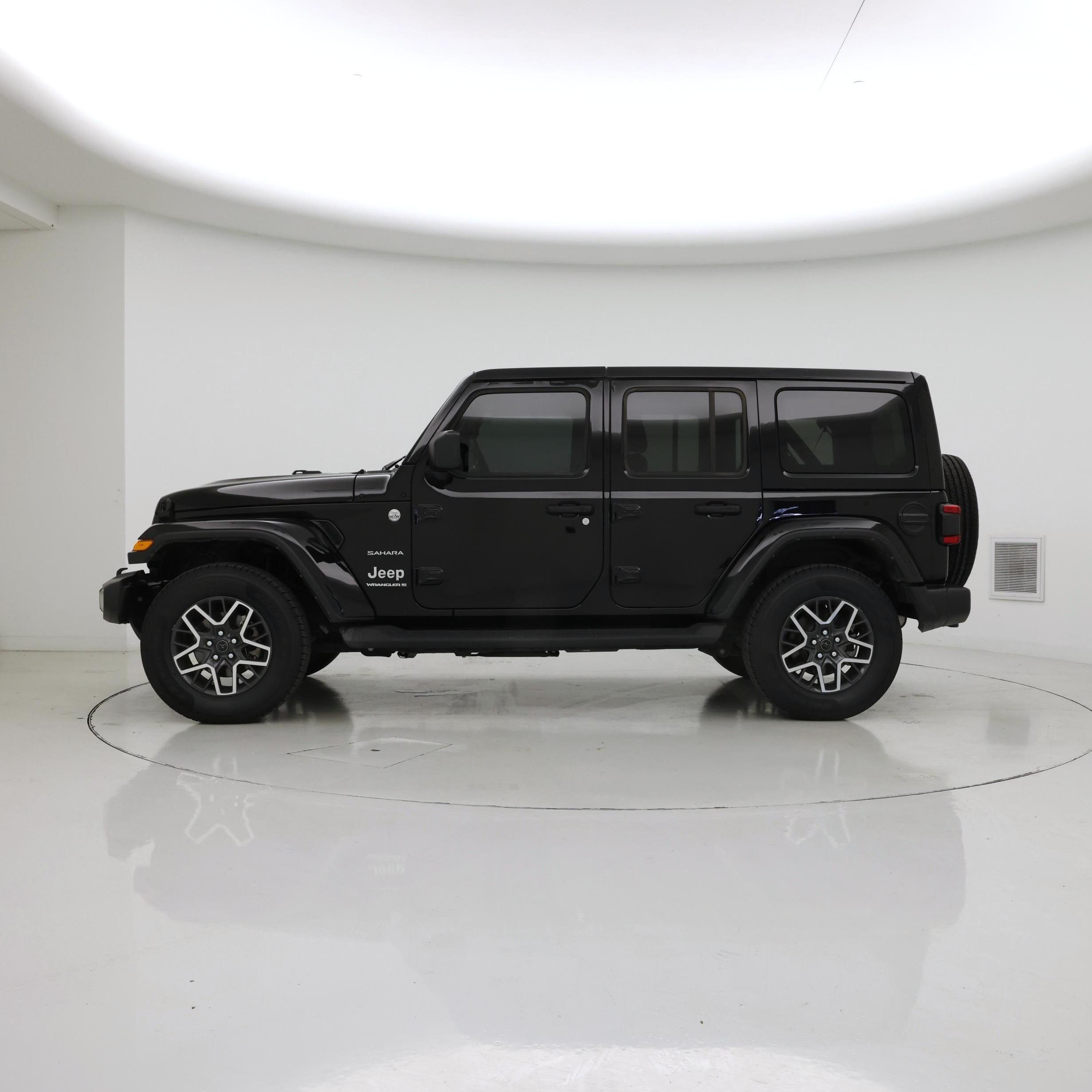 Thumbnail: 2024 Jeep Wrangler - 3