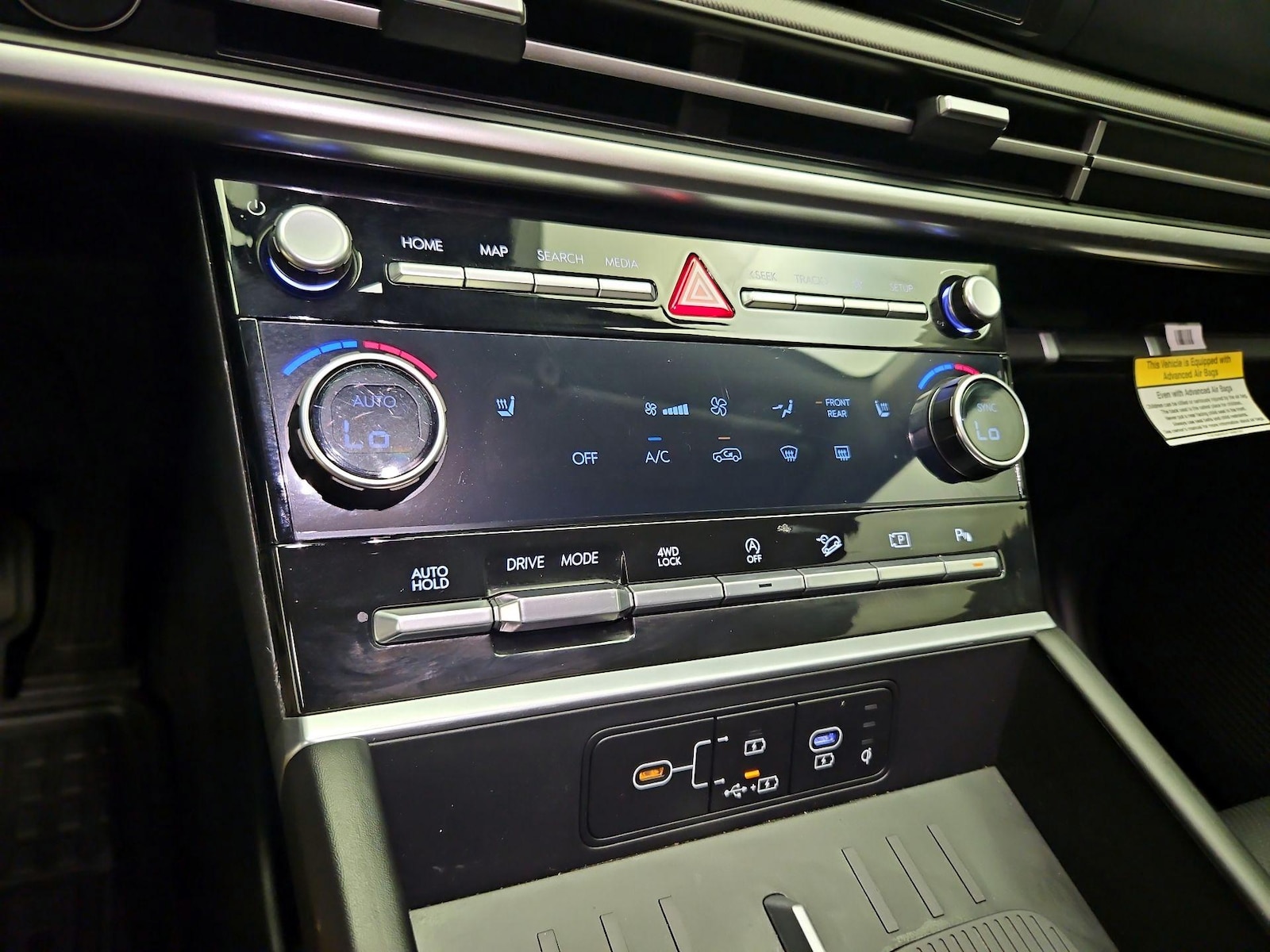 2024 Hyundai Santa Fe XRT - Photo 18