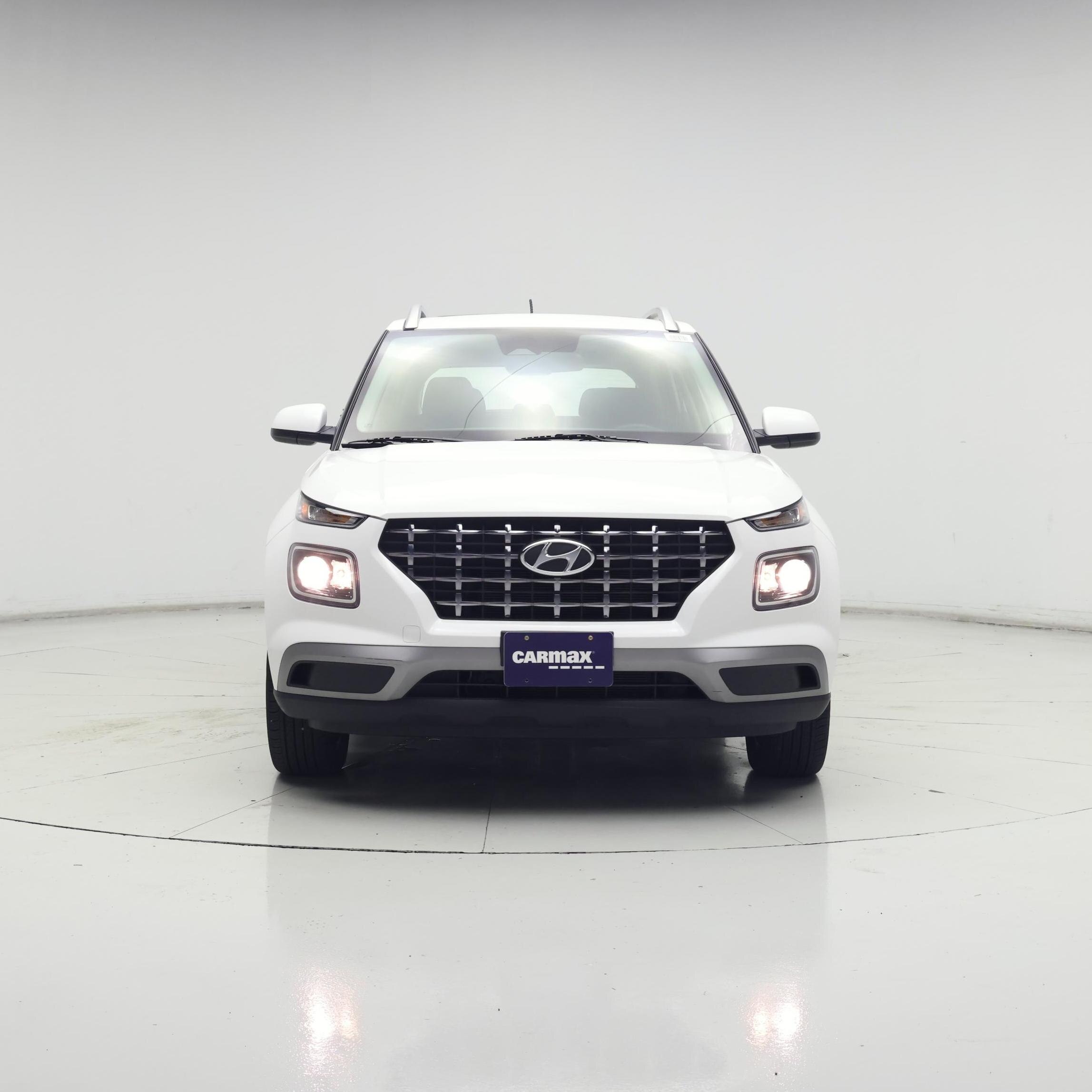Thumbnail: 2023 Hyundai Venue - 5