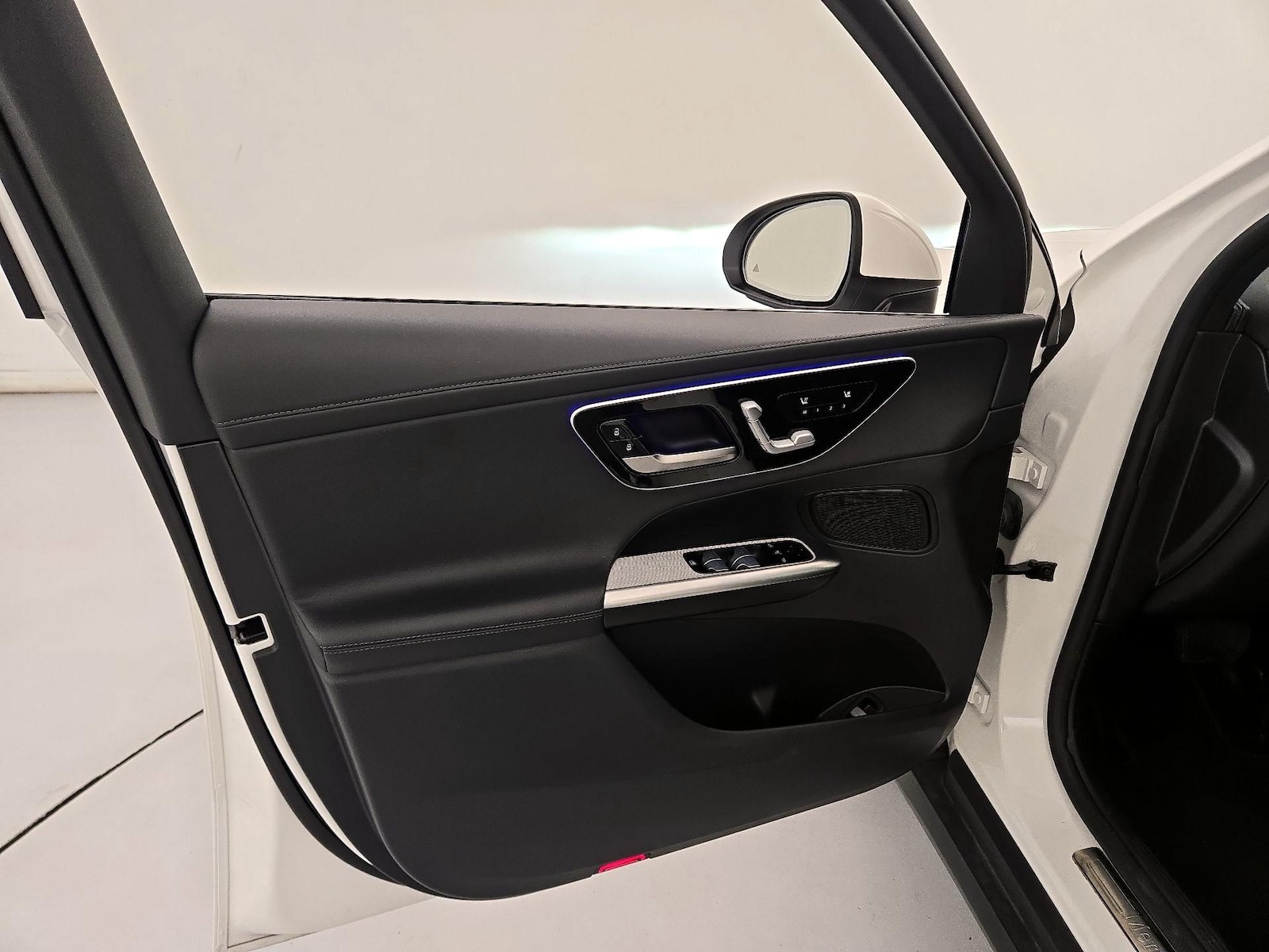 2024 Mercedes-Benz GLC GLC 300 - Photo 13