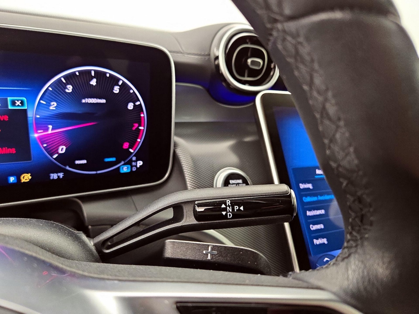 2024 Mercedes-Benz GLC GLC 300 - Photo 18