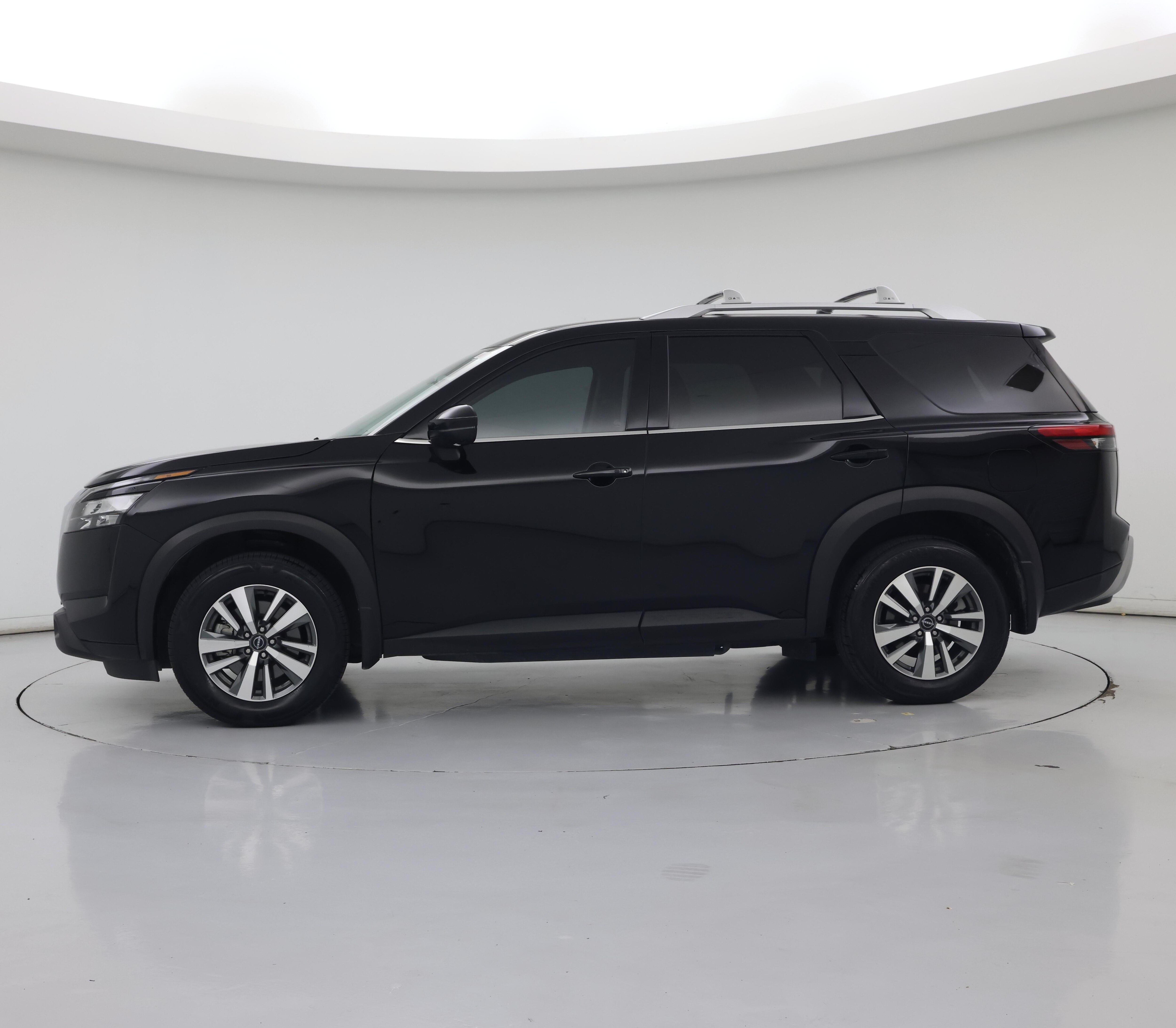 Thumbnail: 2025 Nissan Pathfinder - 3