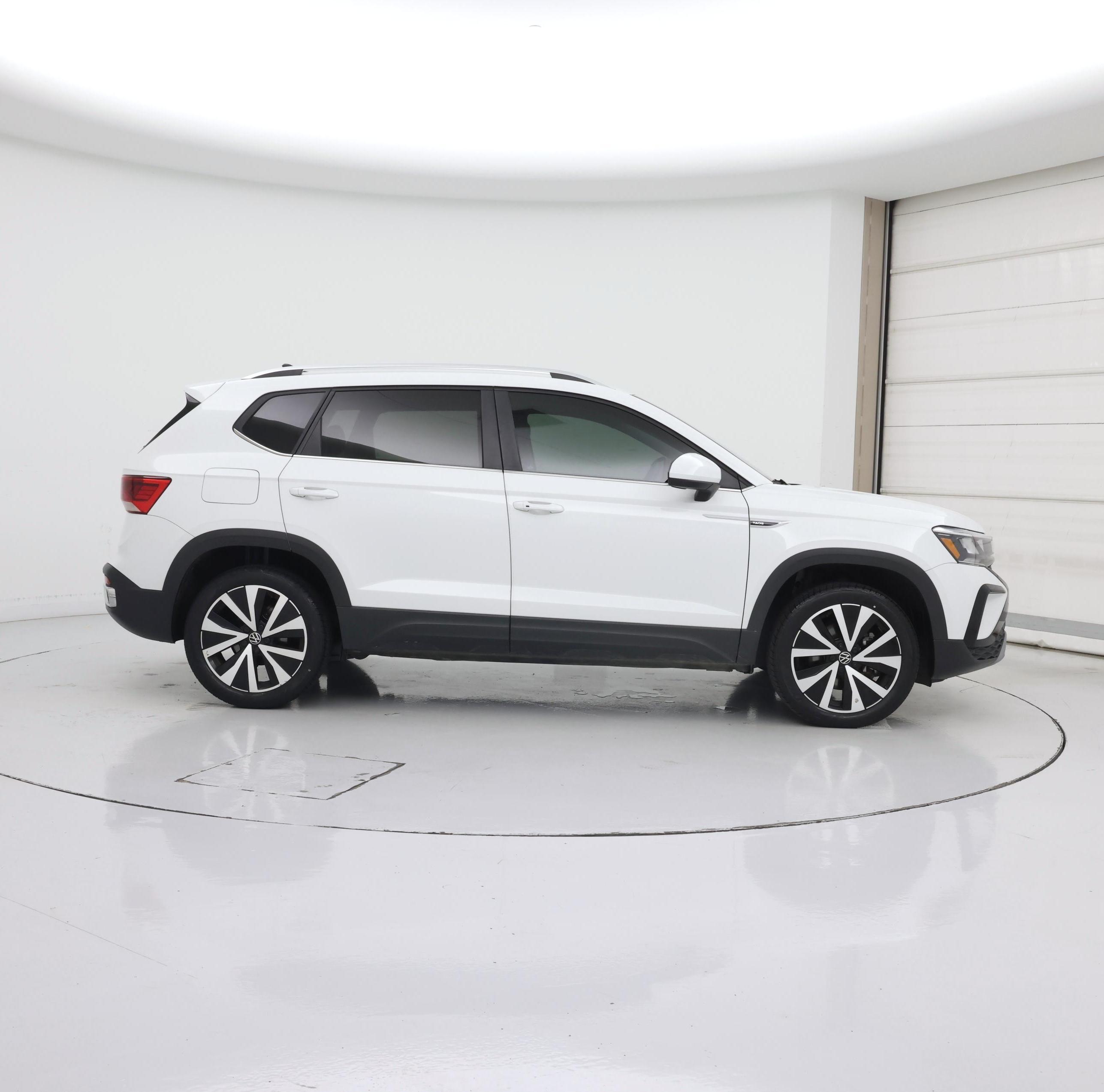 Thumbnail: 2024 Volkswagen Taos - 7
