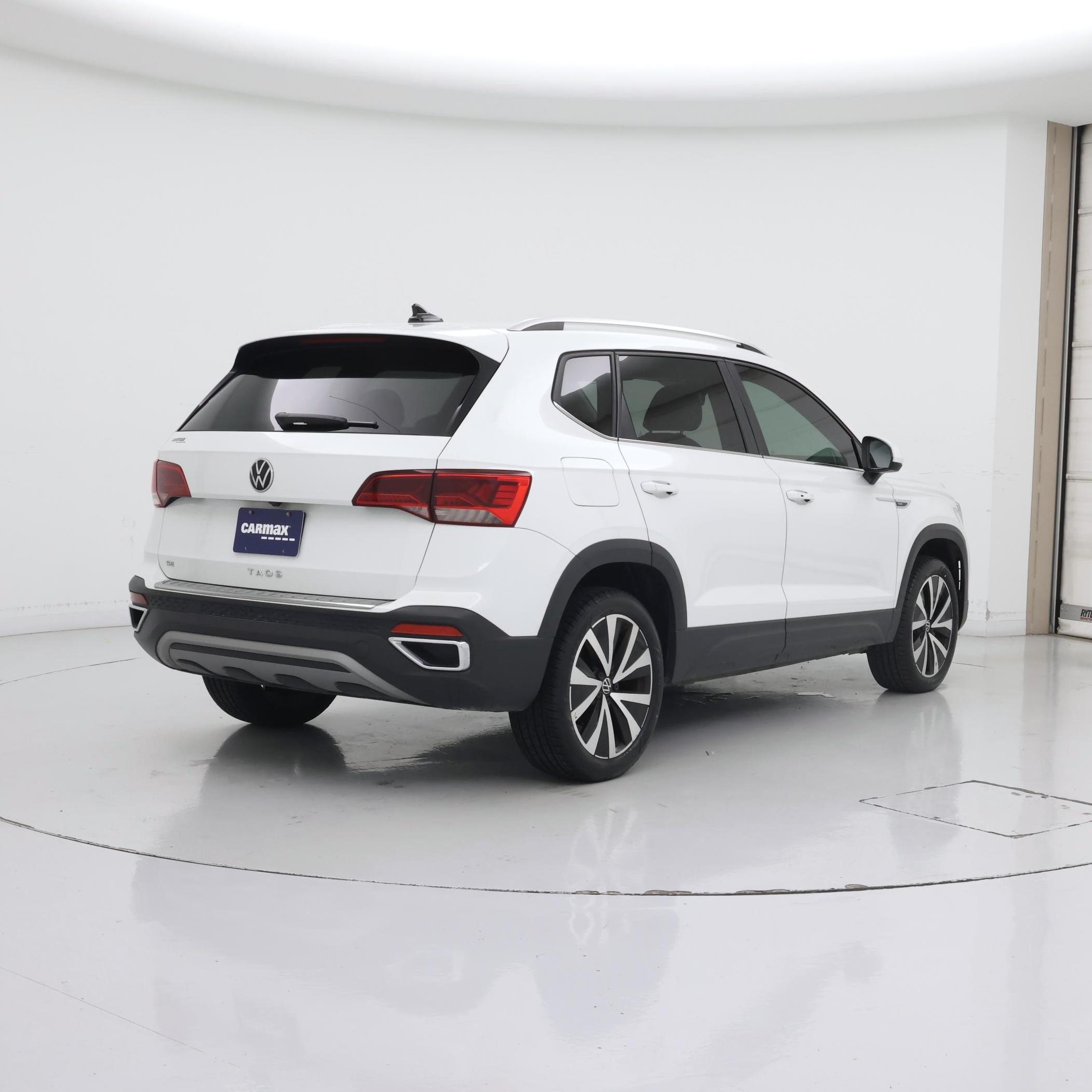 Thumbnail: 2024 Volkswagen Taos - 8