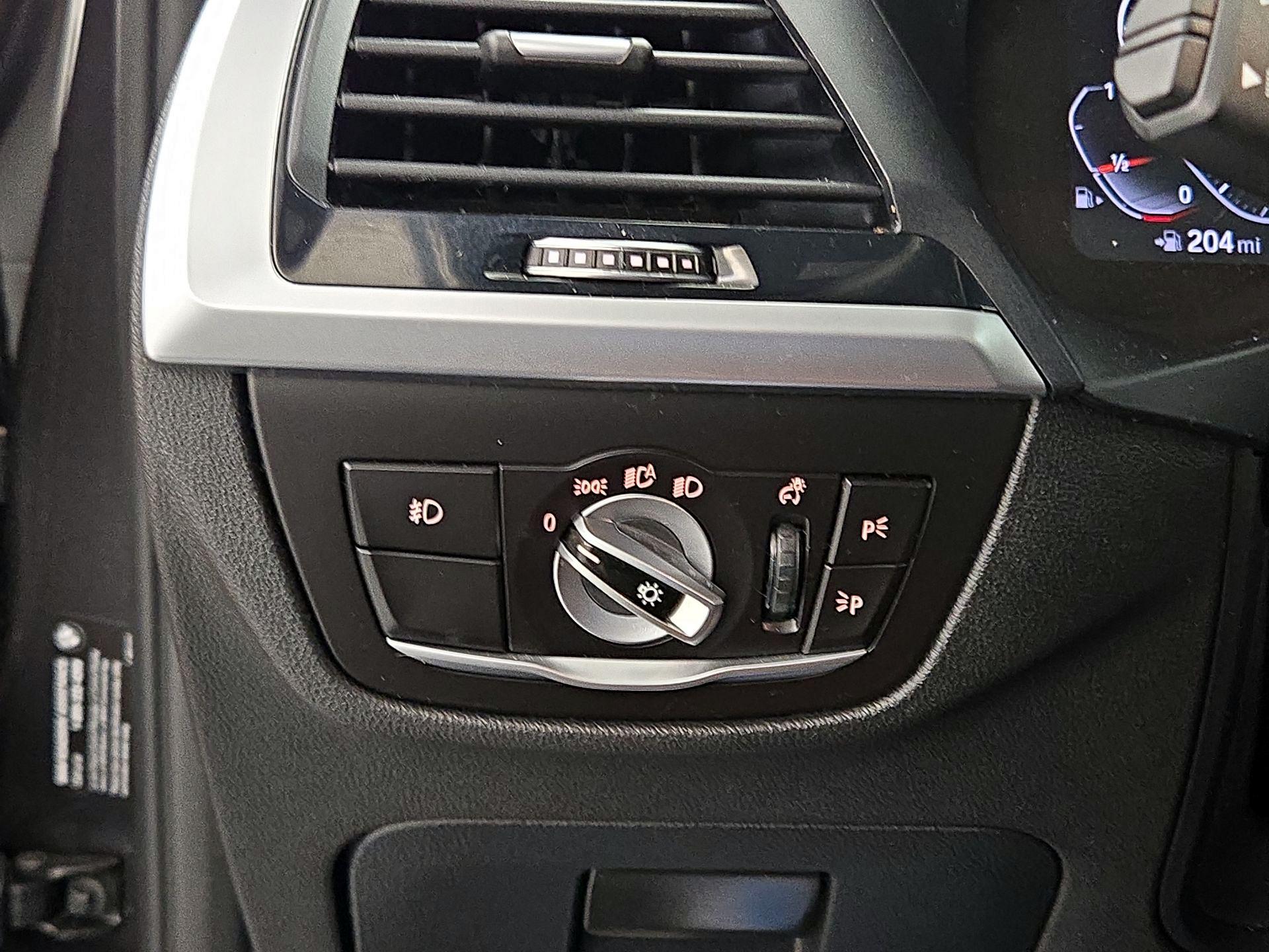 Thumbnail: 2021 BMW X3 - 13