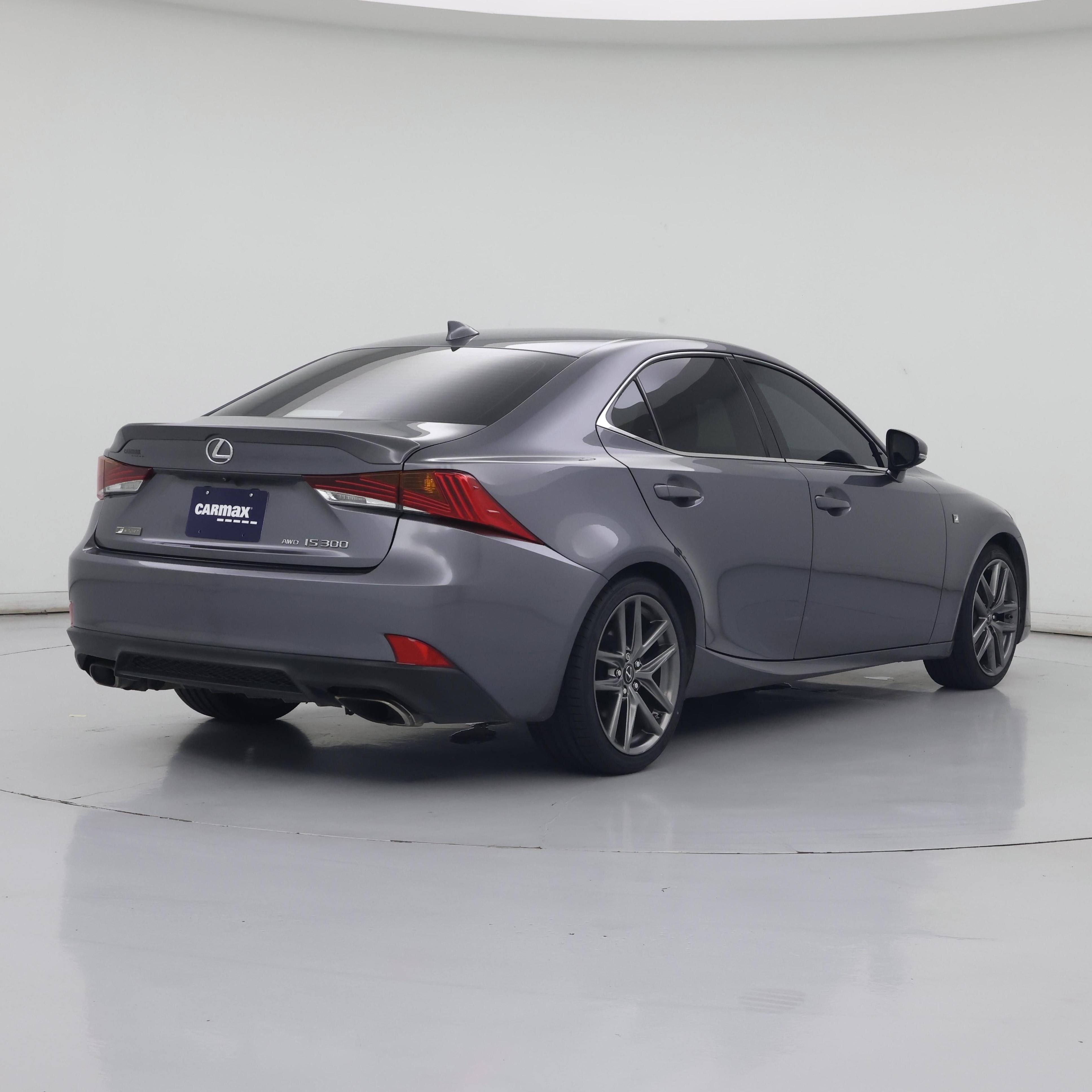 Thumbnail: 2017 Lexus IS - 8