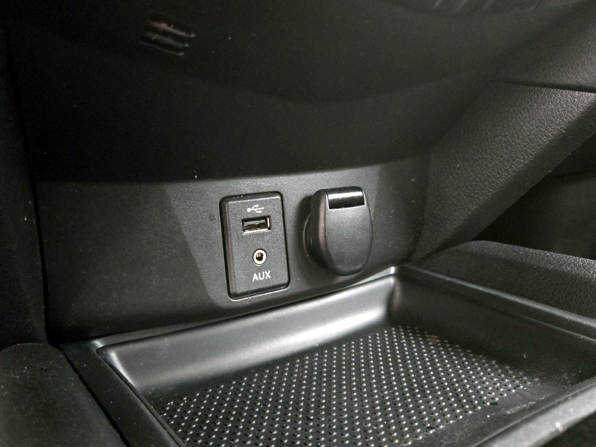 Thumbnail: 2016 Nissan Rogue - 19