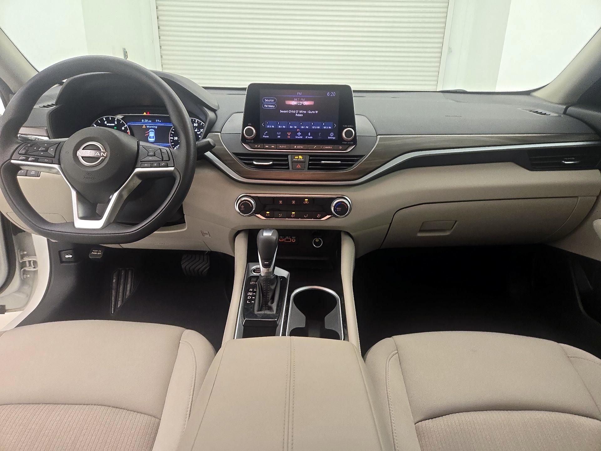 Thumbnail: 2023 Nissan Altima - 9