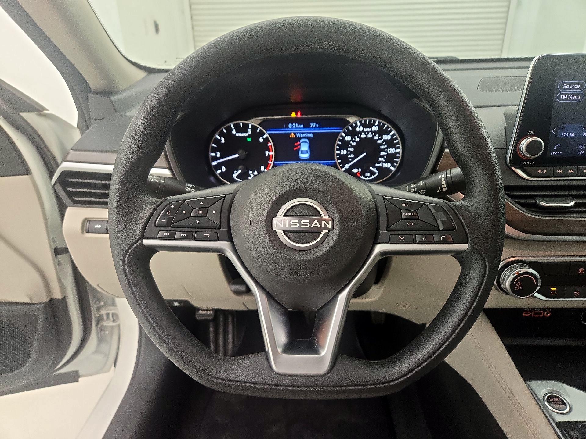 Thumbnail: 2023 Nissan Altima - 10
