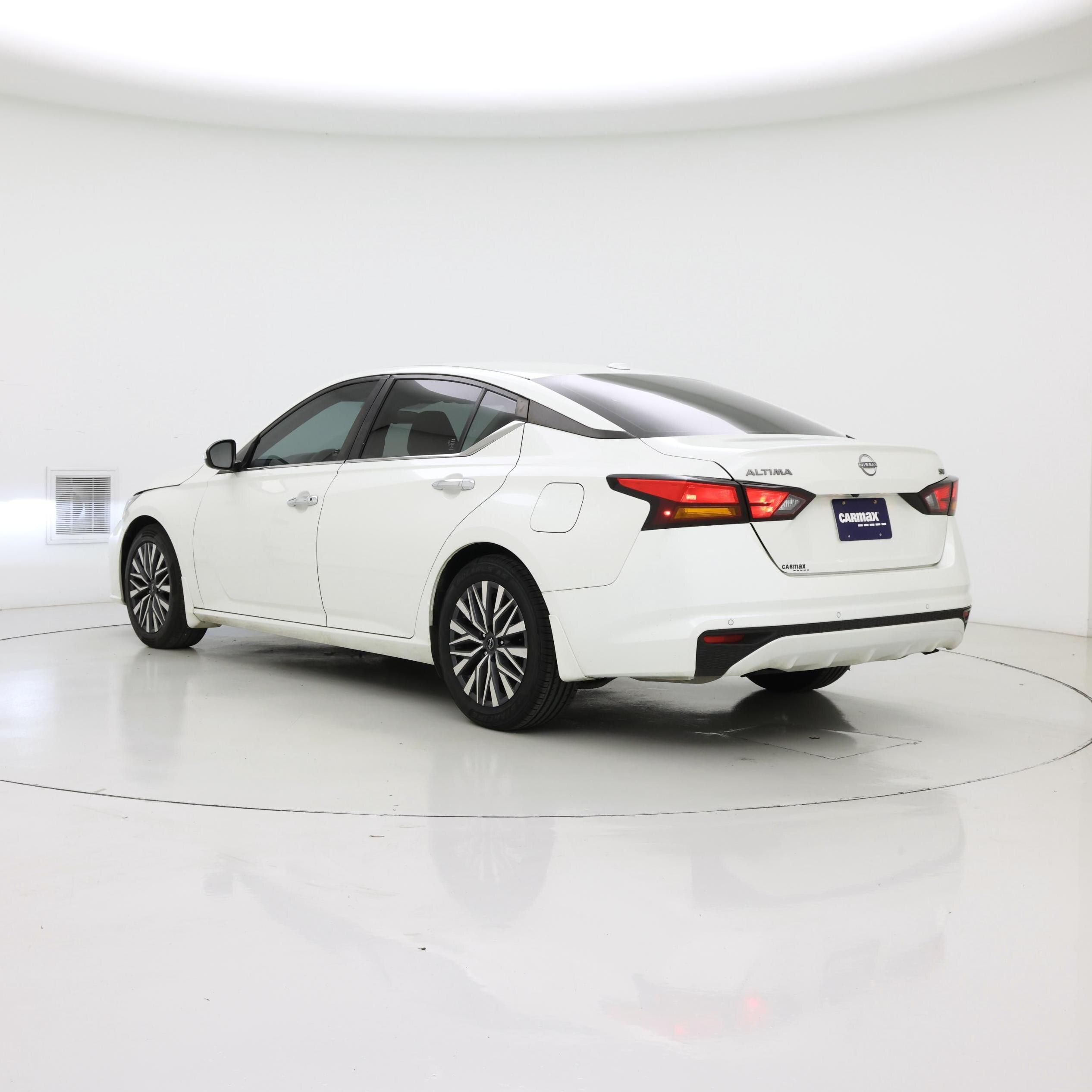 Thumbnail: 2023 Nissan Altima - 2