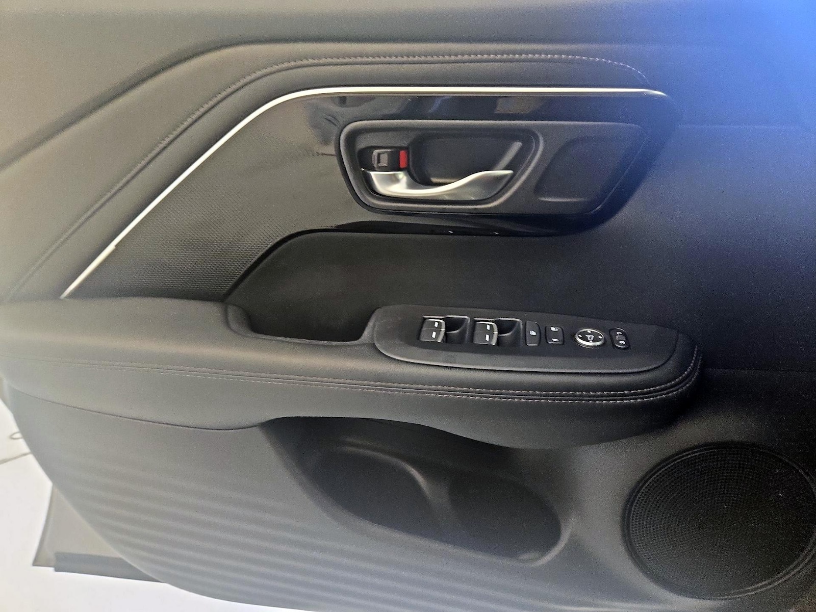 2025 Acura ADX Base - Photo 13