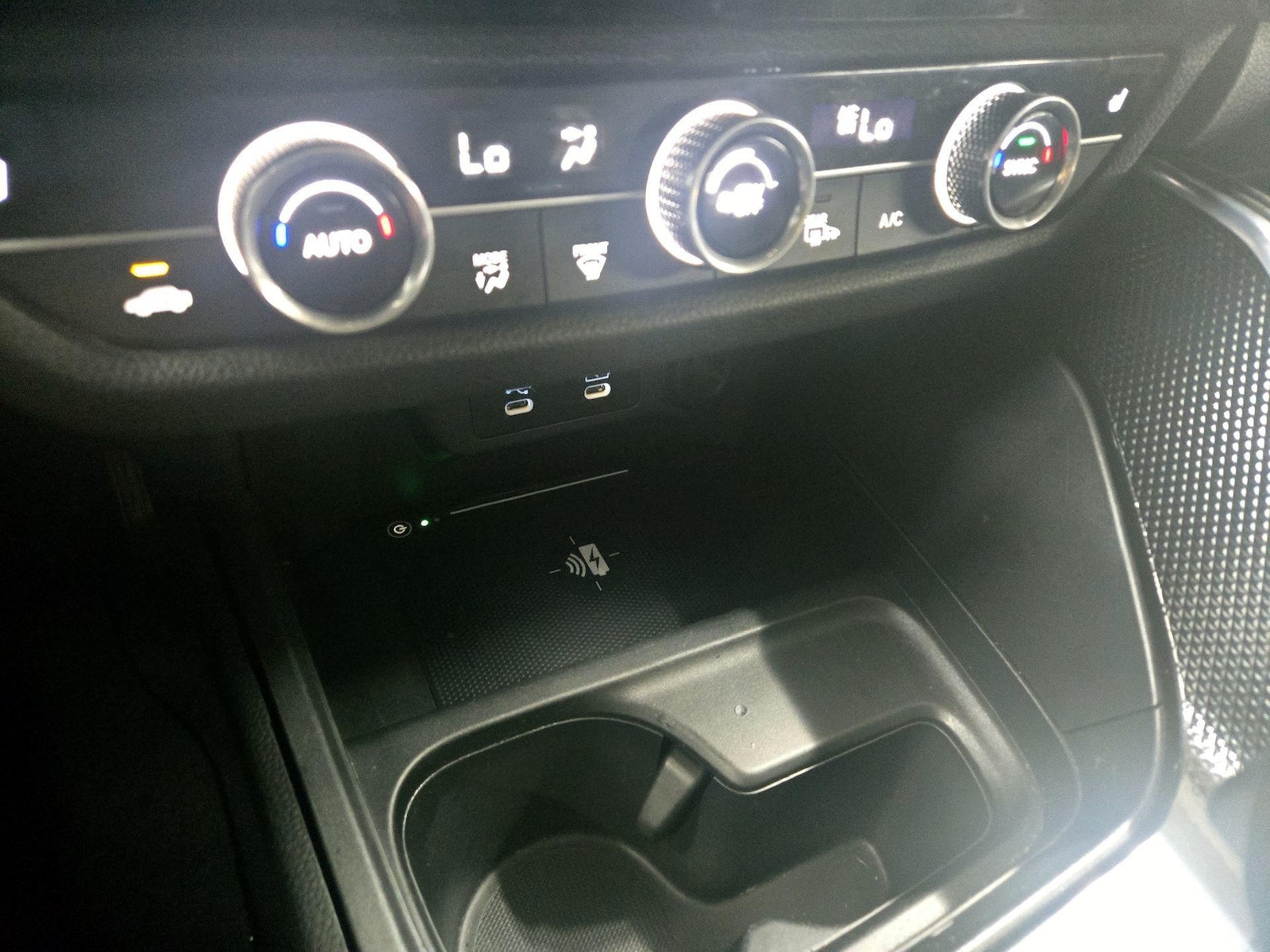 2025 Acura ADX Base - Photo 17