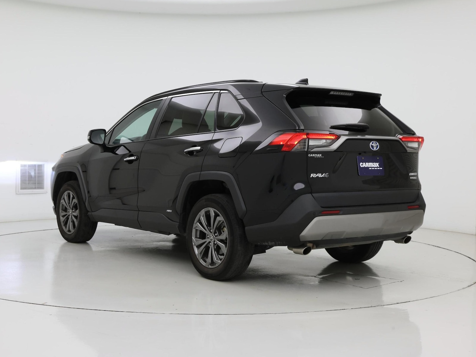2022 Toyota RAV4 Limited - Photo 3