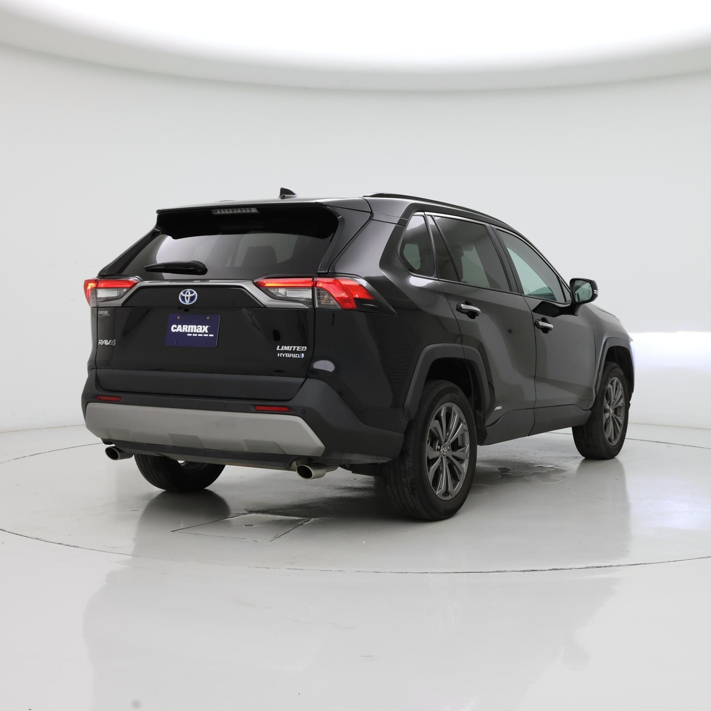 Thumbnail: 2022 Toyota RAV4 - 8