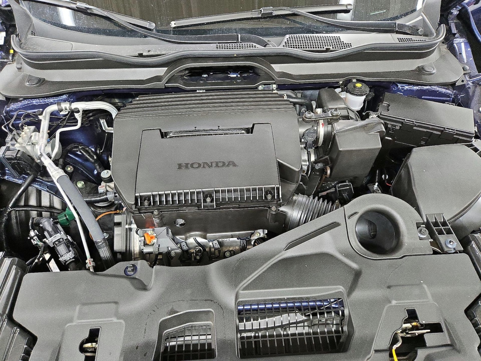 2025 Honda Pilot Sport - Photo 23