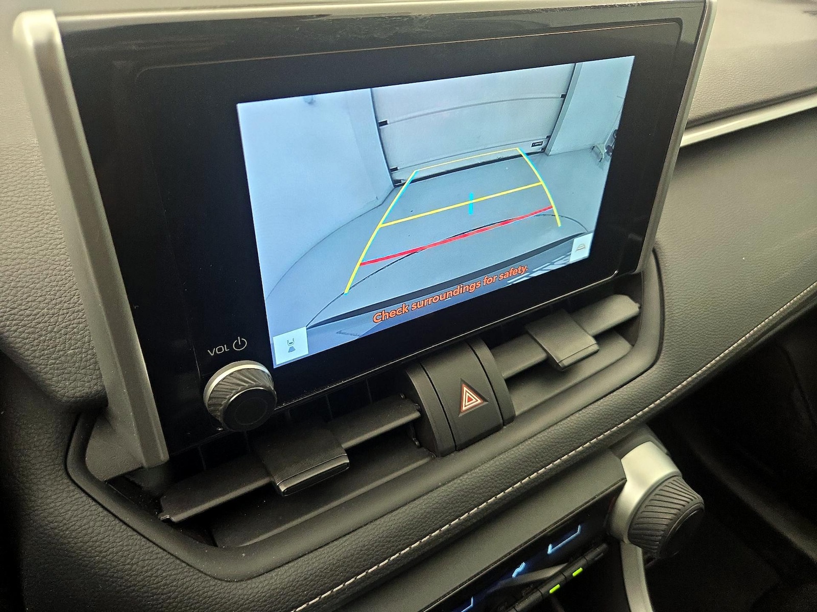 2025 Toyota RAV4 LE - Photo 15