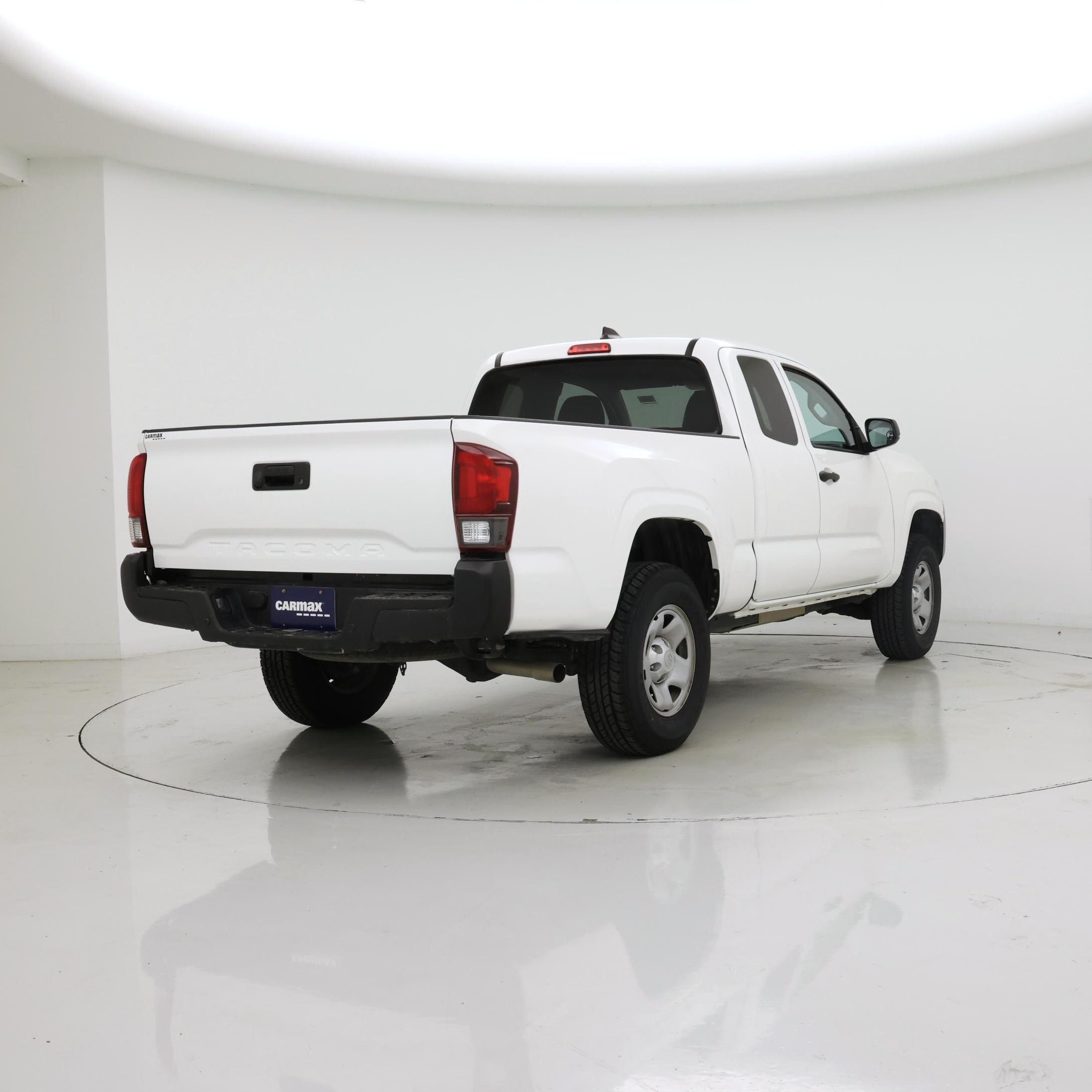 Thumbnail: 2023 Toyota Tacoma - 8