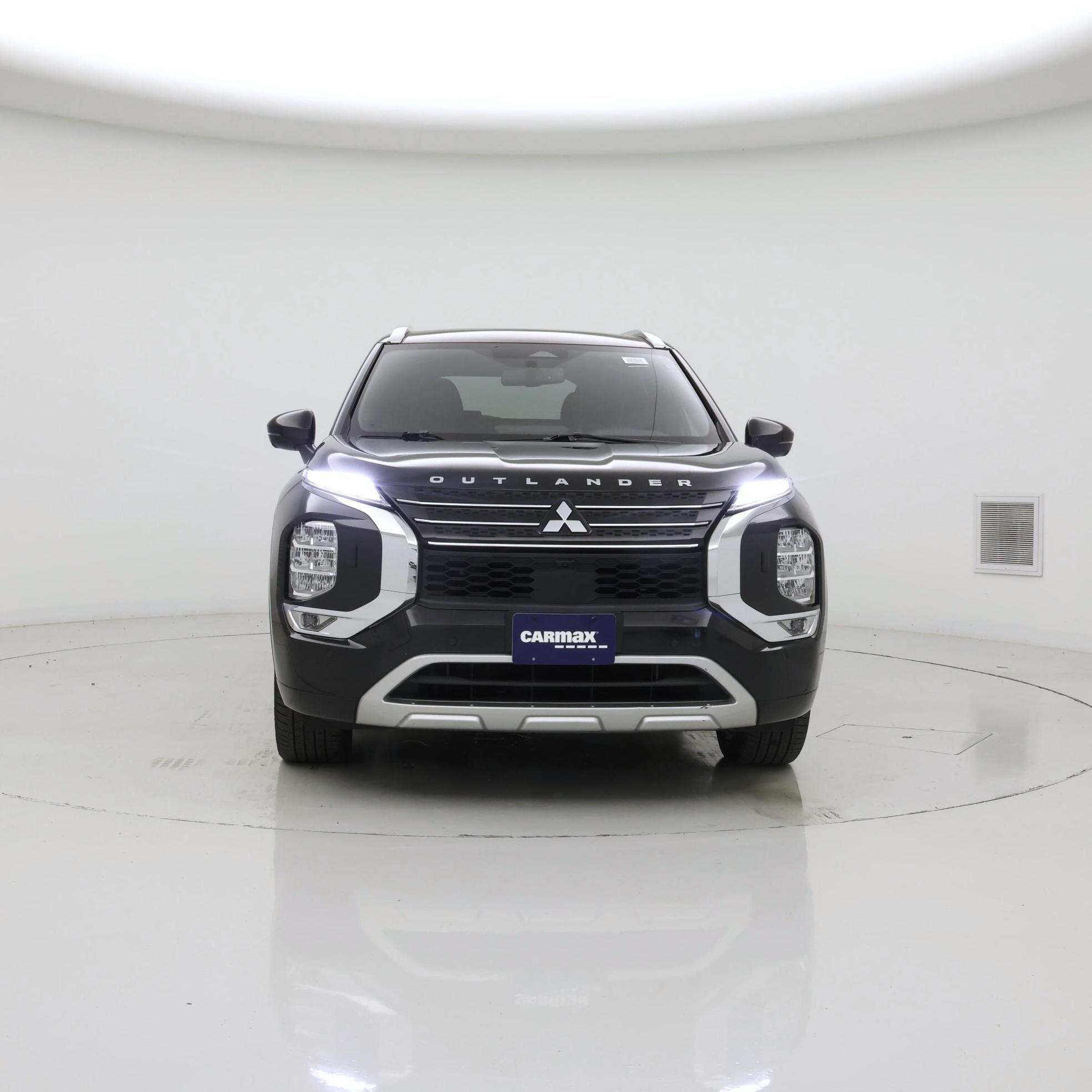 Thumbnail: 2023 Mitsubishi Outlander - 5
