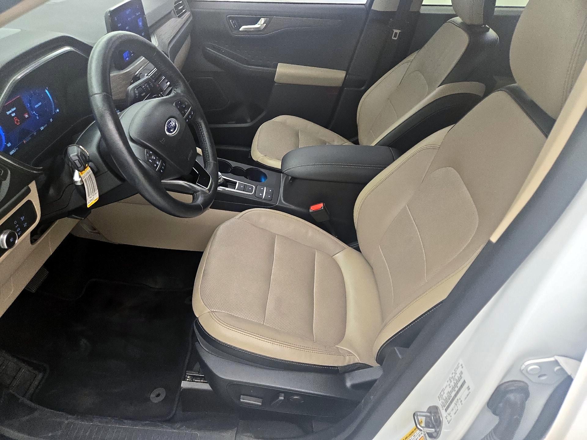 Thumbnail: 2020 Ford Escape - 9