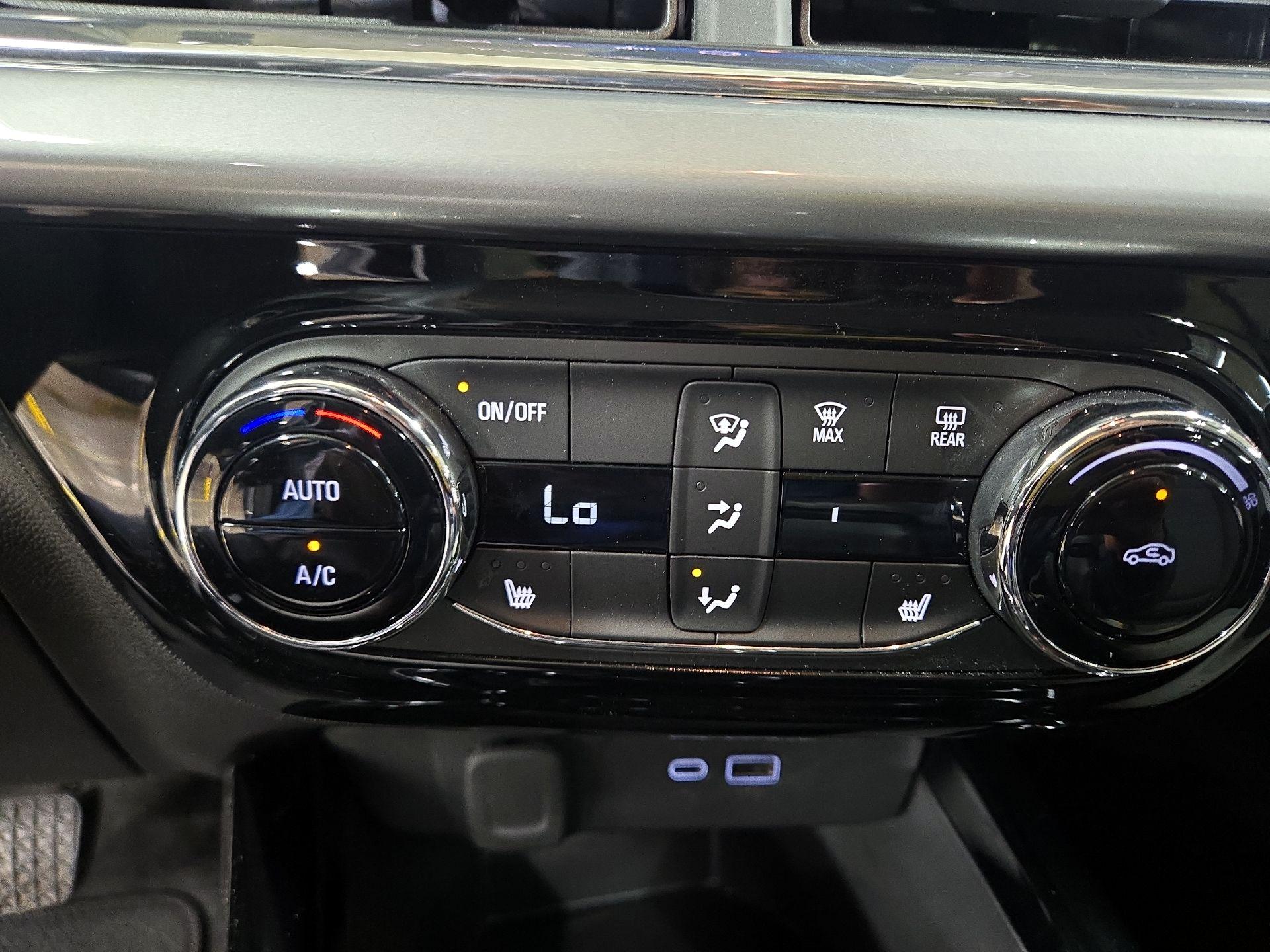 Thumbnail: 2025 Chevrolet Trax - 16