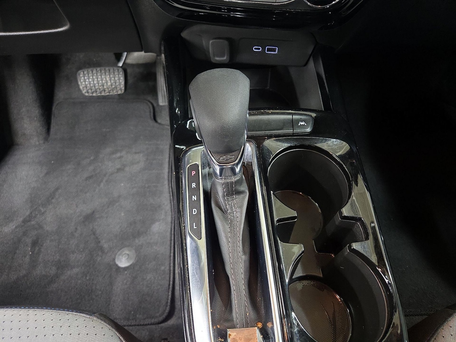 2025 Chevrolet Trax LT - Photo 18