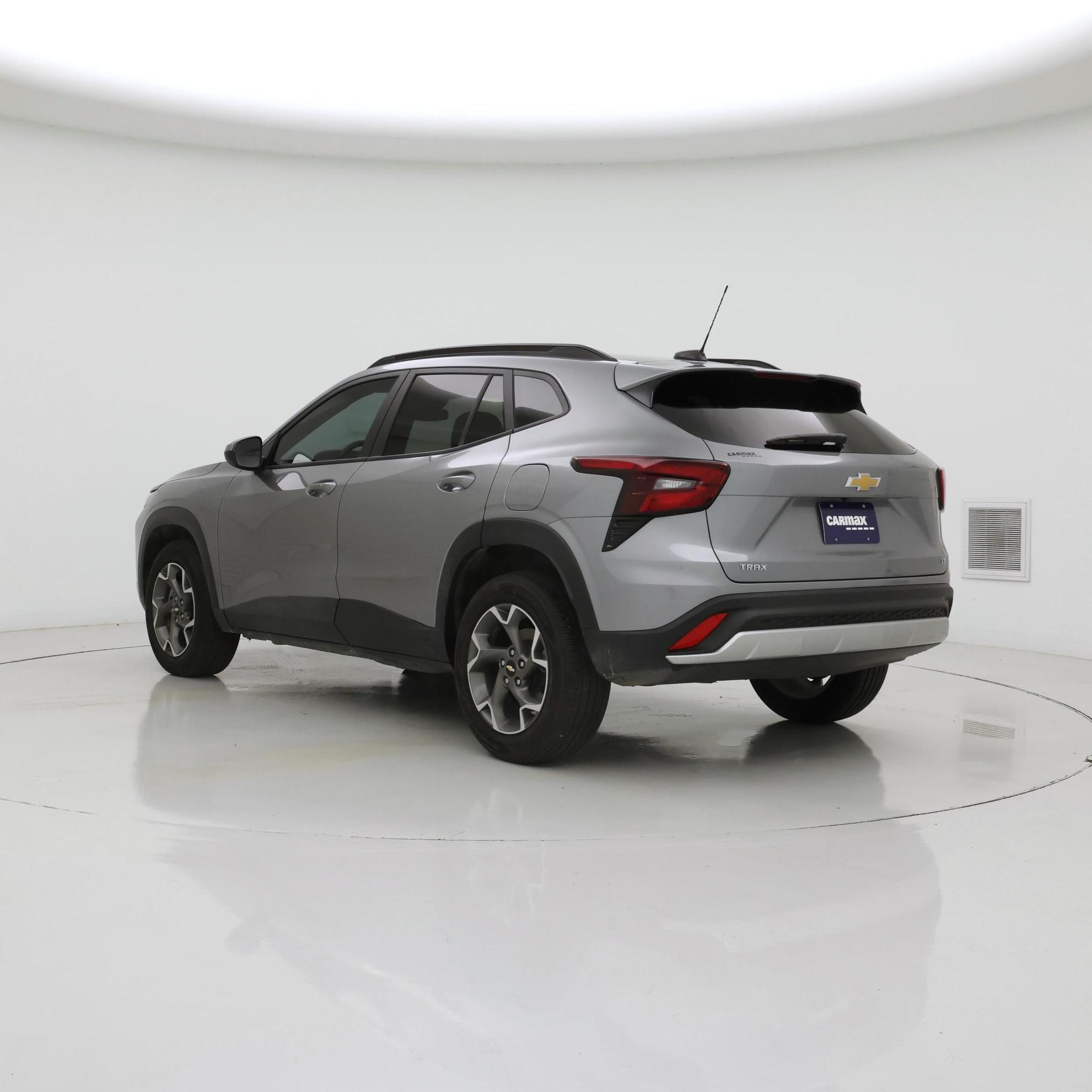 Thumbnail: 2025 Chevrolet Trax - 2