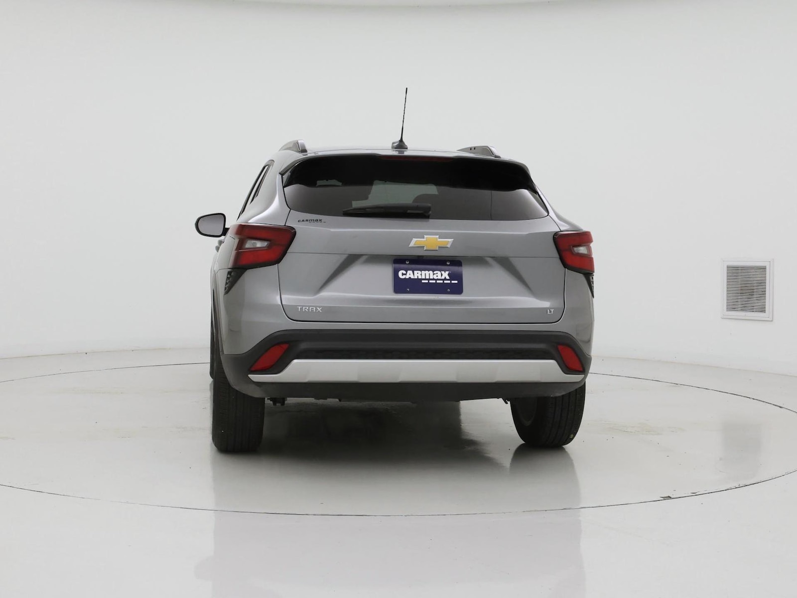 2025 Chevrolet Trax LT - Photo 7