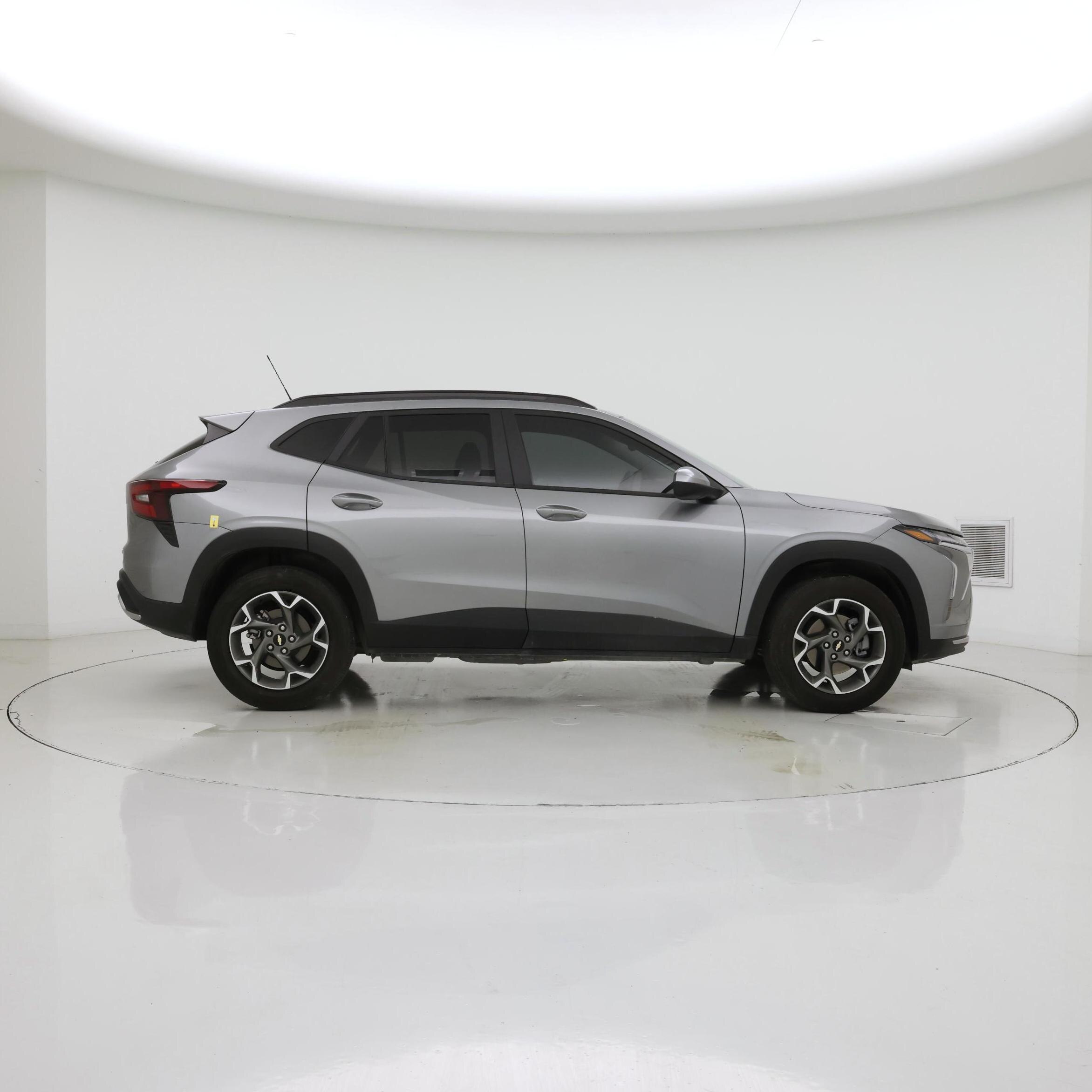 Thumbnail: 2025 Chevrolet Trax - 7