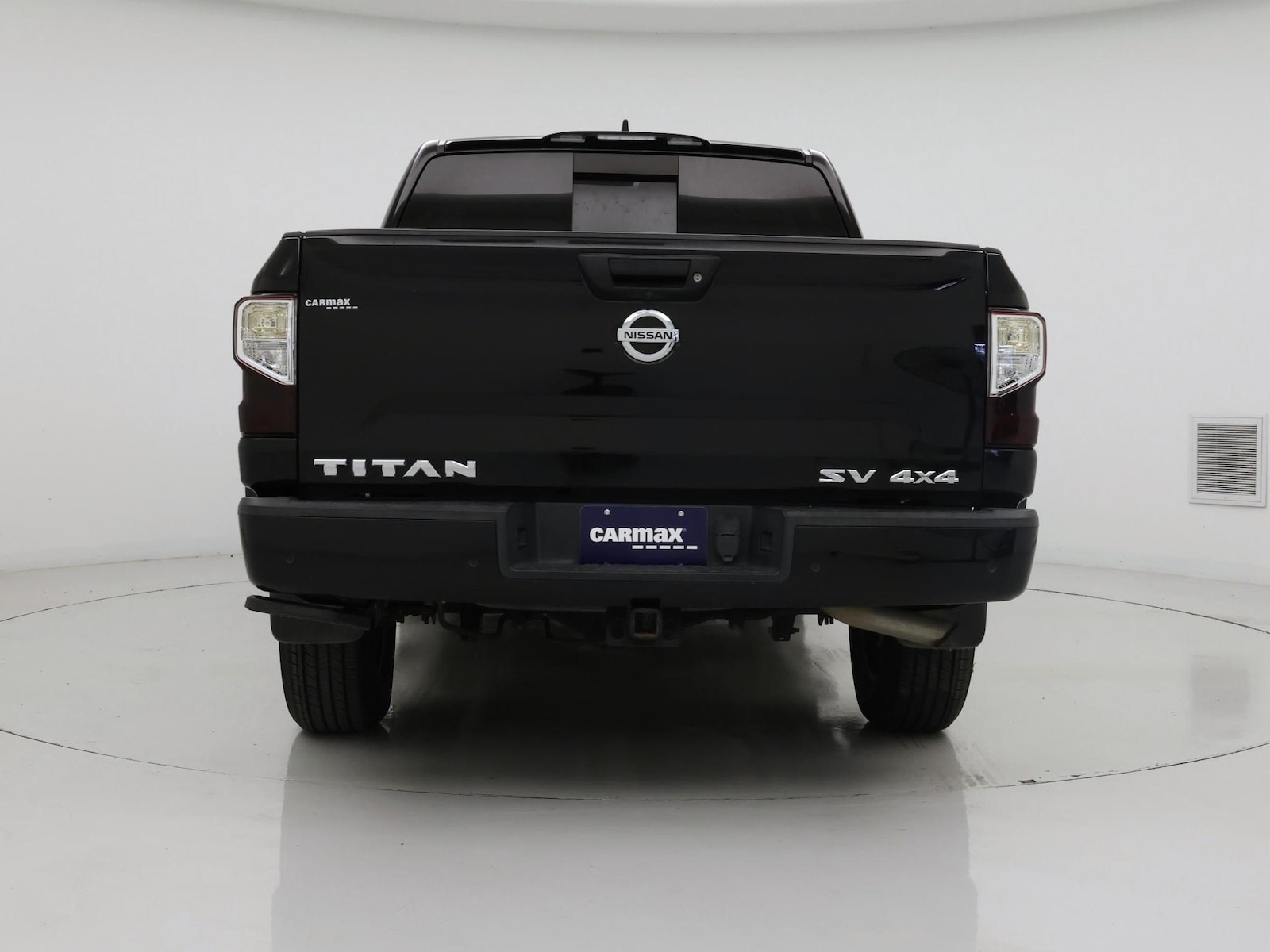 2022 Nissan Titan SV - Photo 7