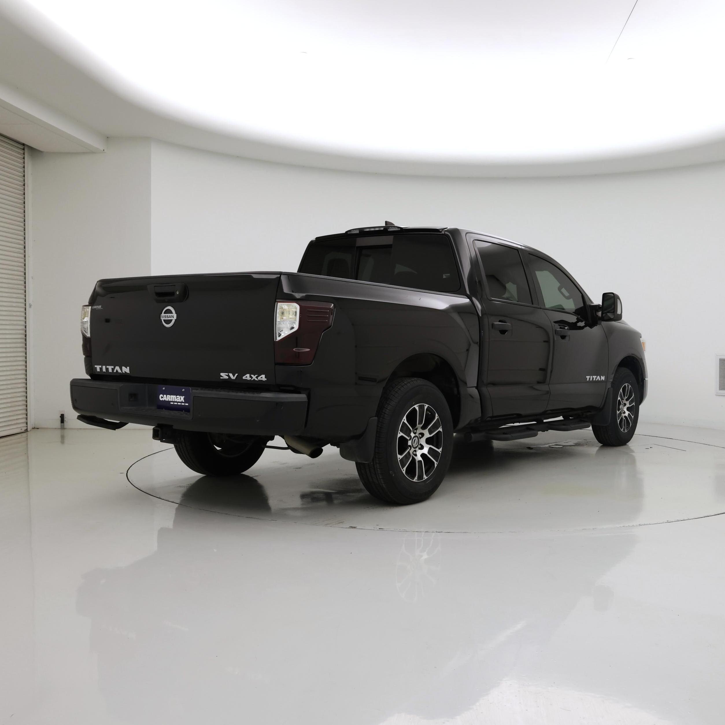 Thumbnail: 2022 Nissan Titan - 8