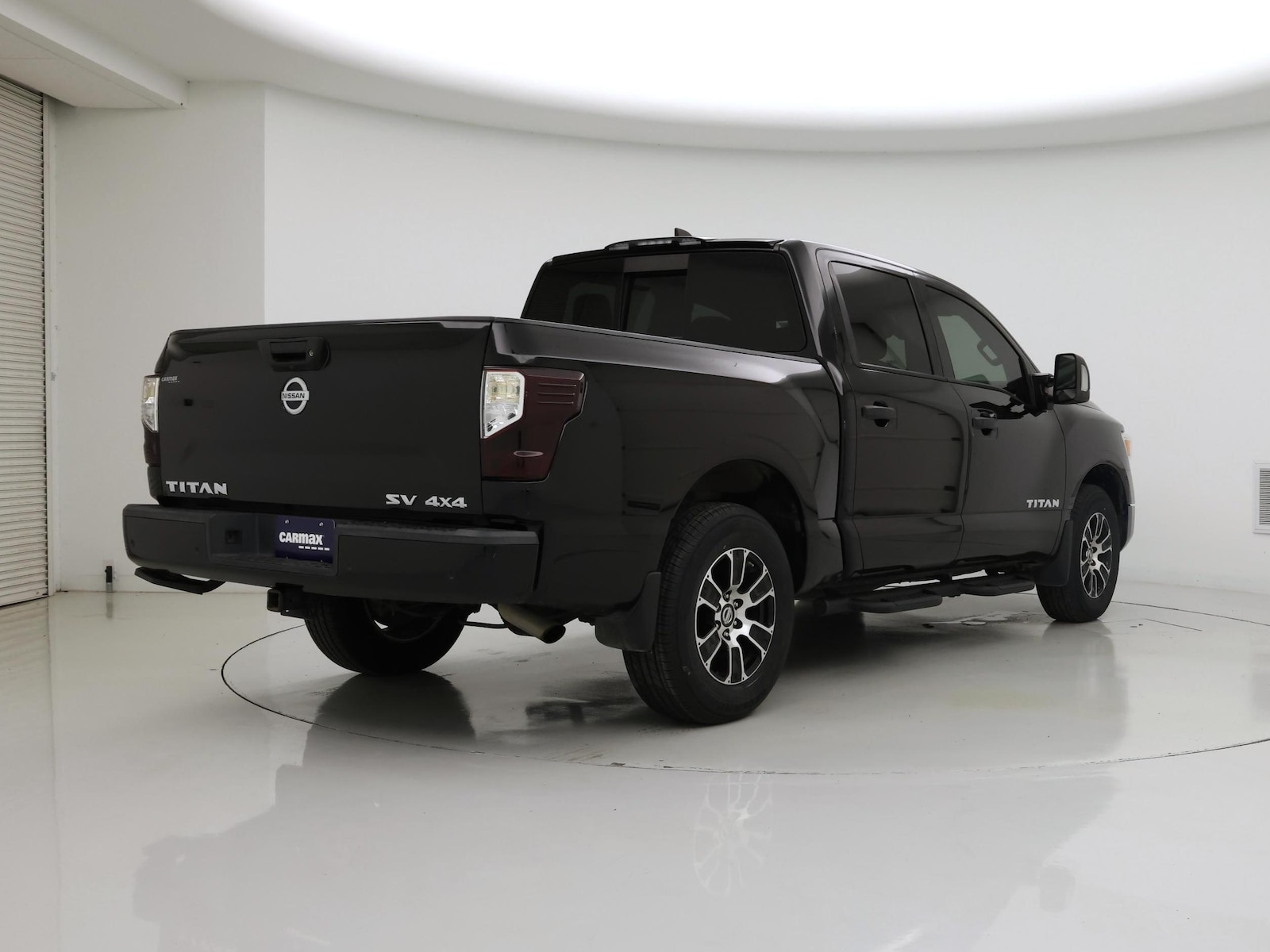 2022 Nissan Titan SV - Photo 9