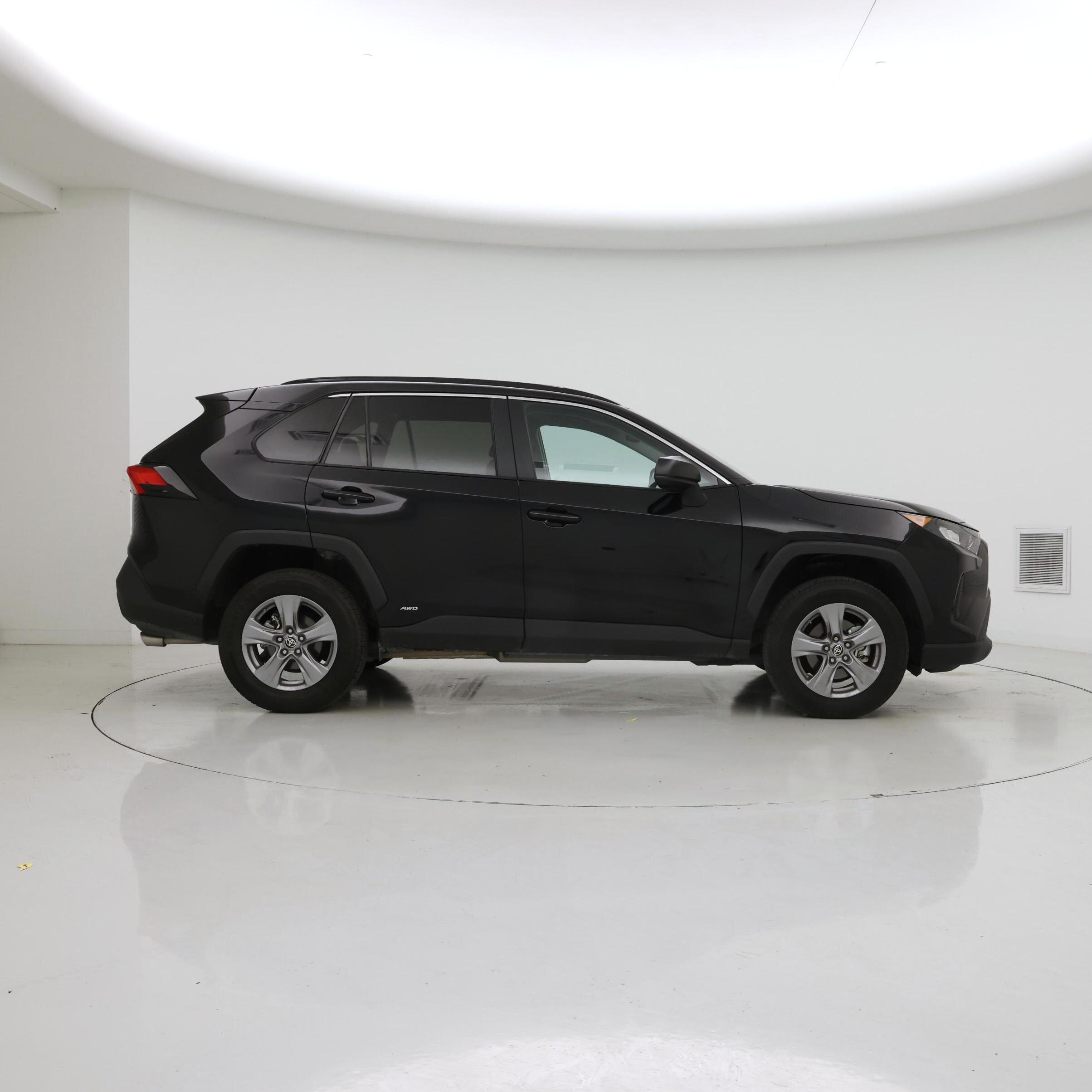 Thumbnail: 2022 Toyota RAV4 - 7