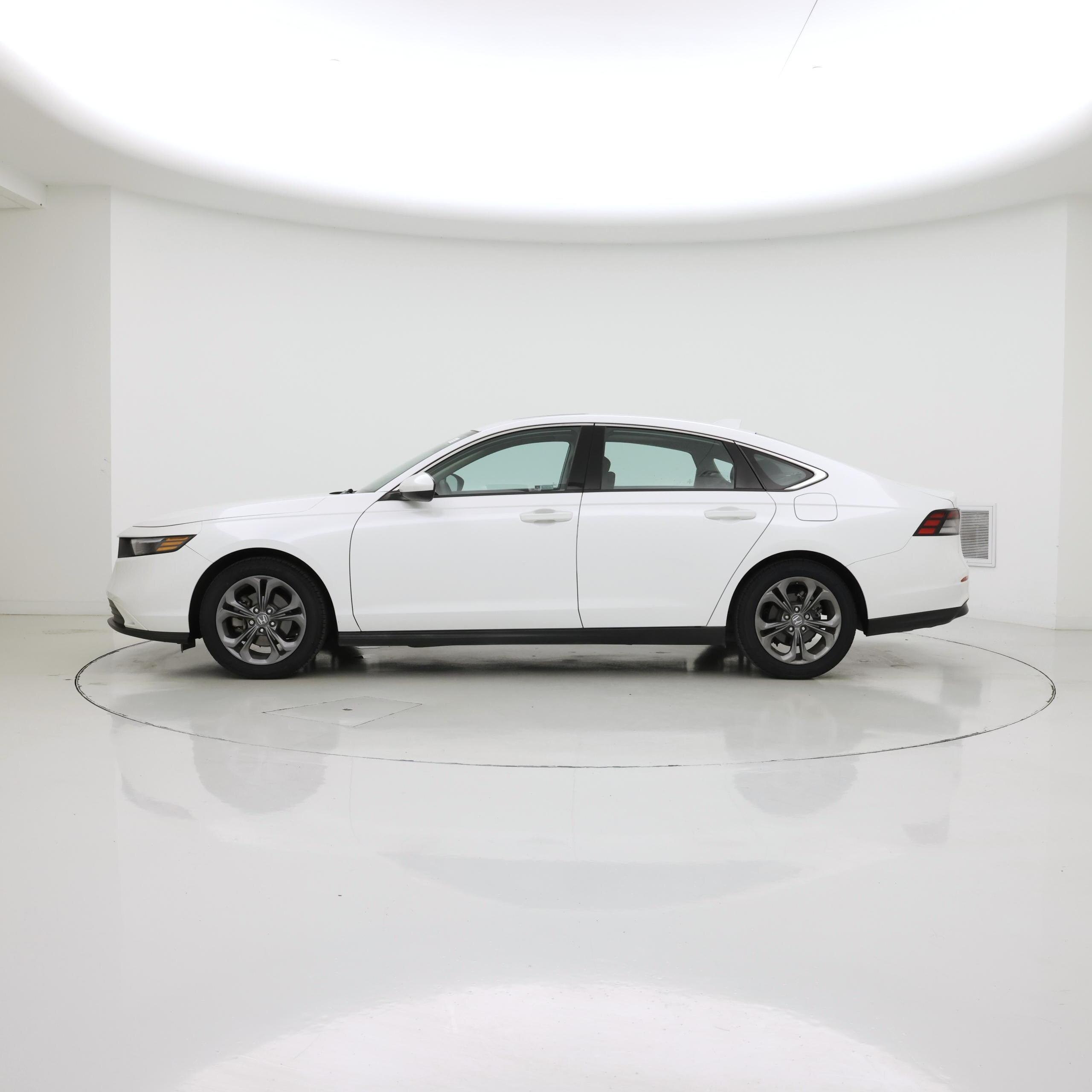 Thumbnail: 2023 Honda Accord - 3