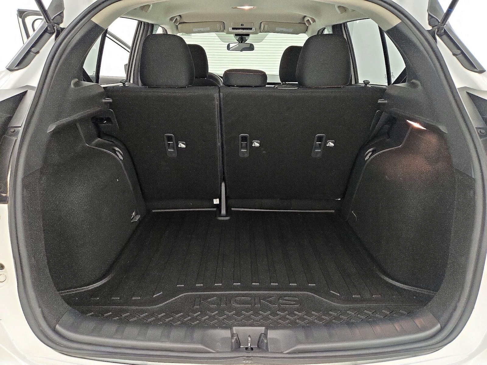 2024 Nissan Kicks SR - Photo 20