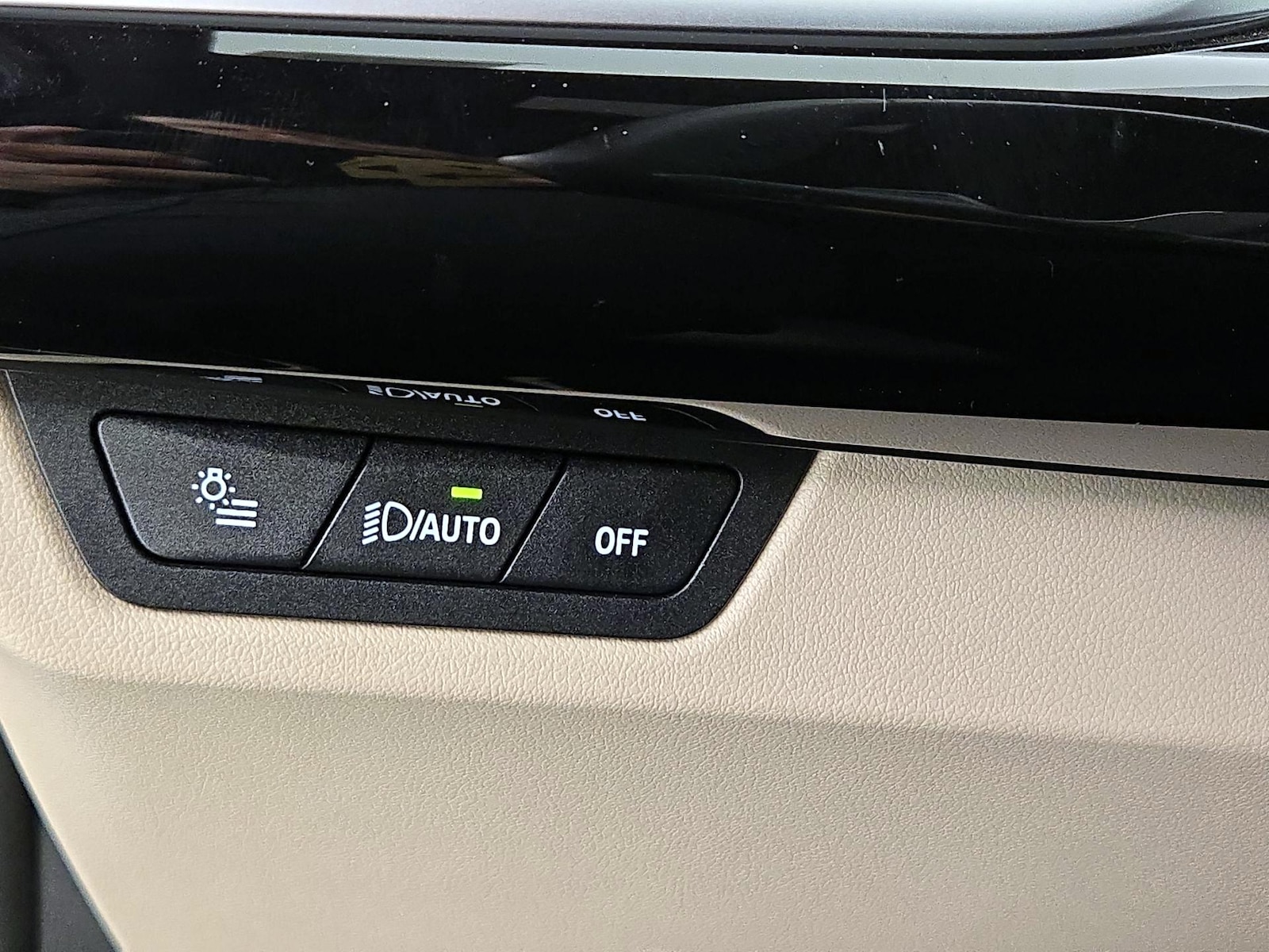 2024 BMW X2 28i - Photo 14