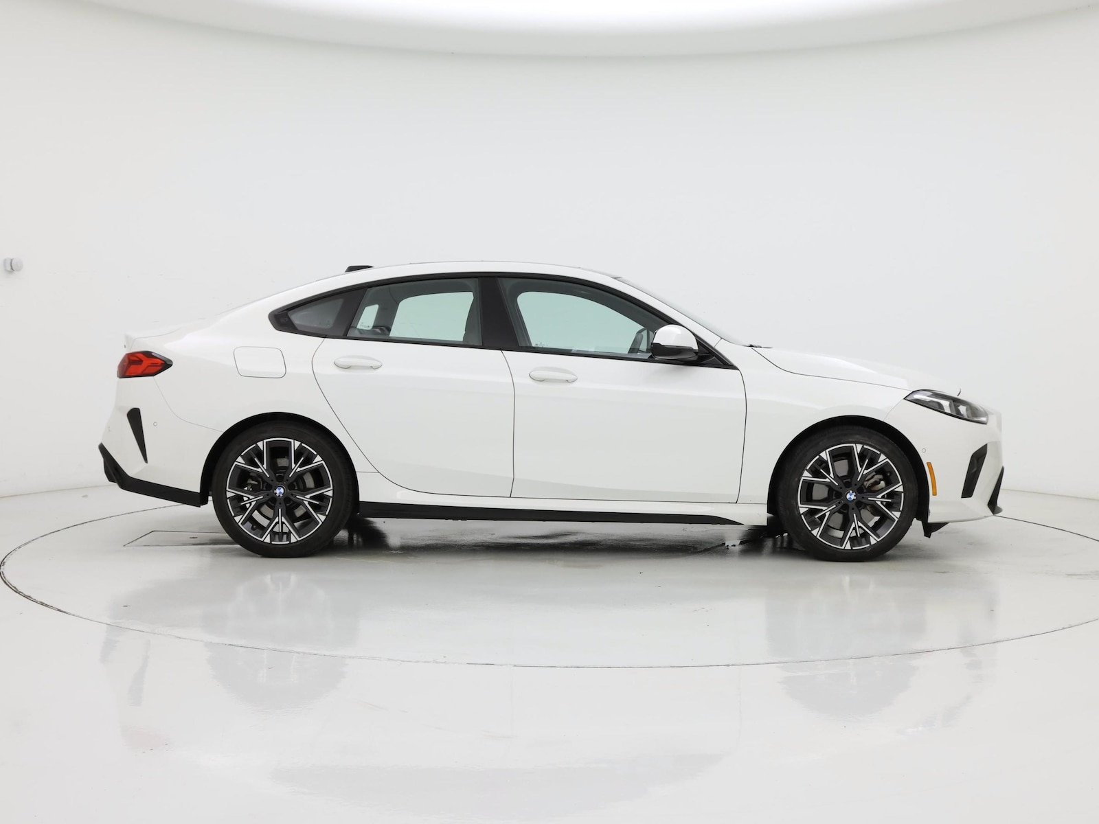 2025 BMW 2 Series 228 - Photo 8