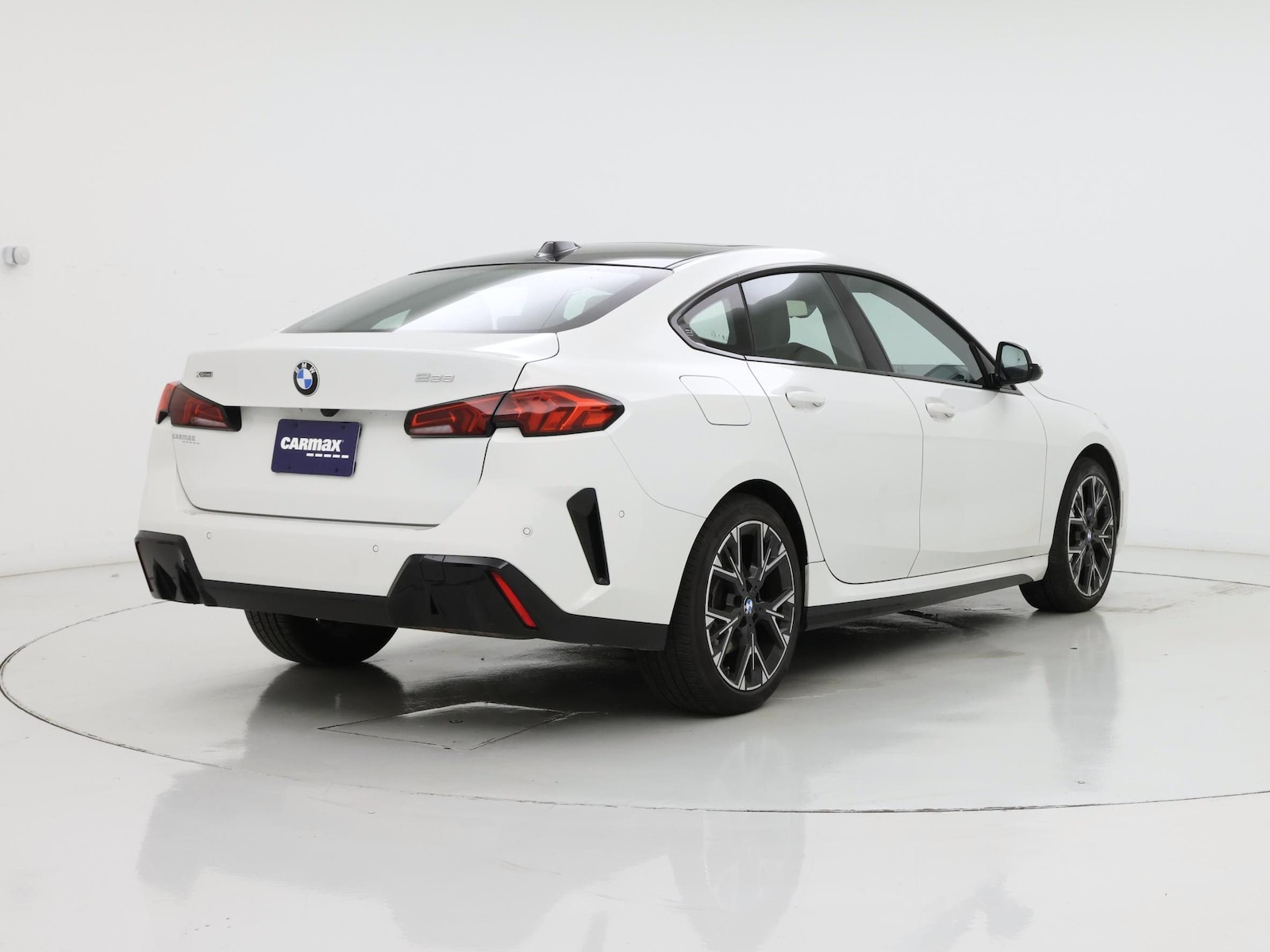 2025 BMW 2 Series 228 - Photo 9