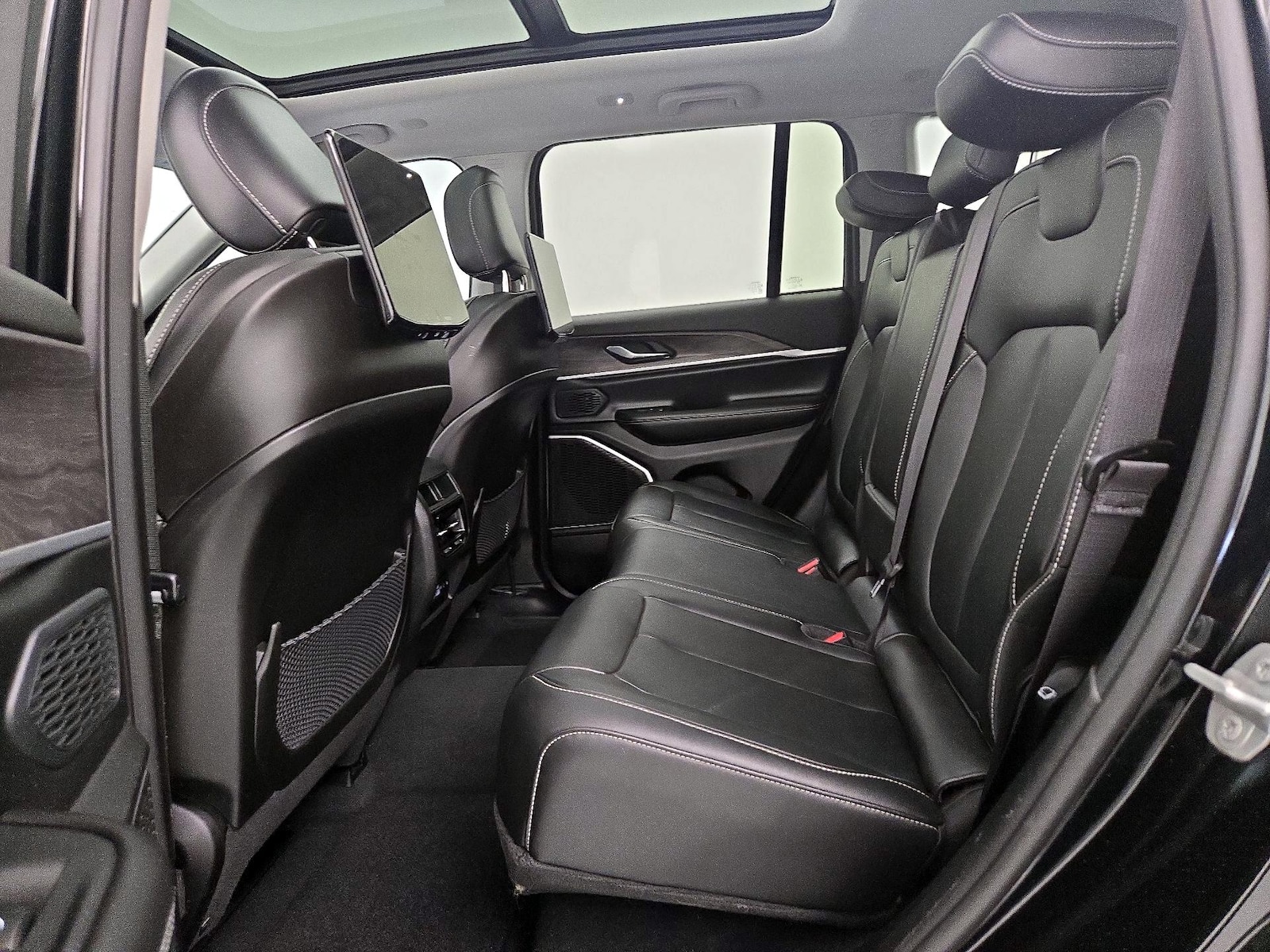 2023 Jeep Grand Cherokee Limited - Photo 22
