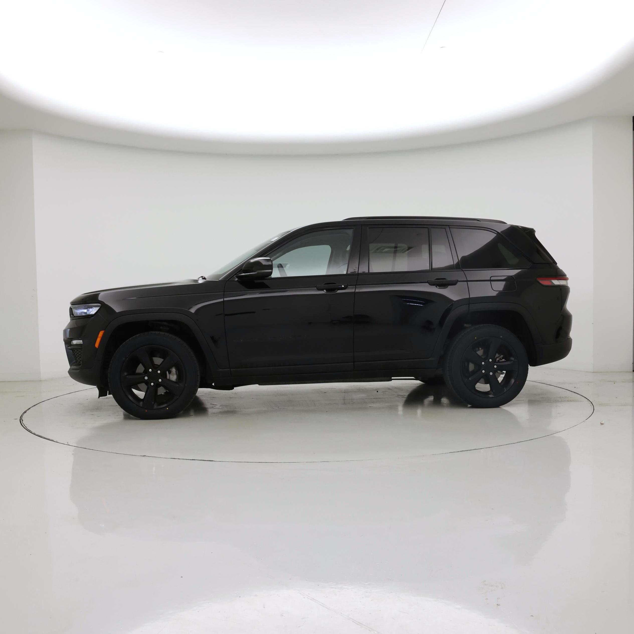 Thumbnail: 2023 Jeep Grand Cherokee - 3