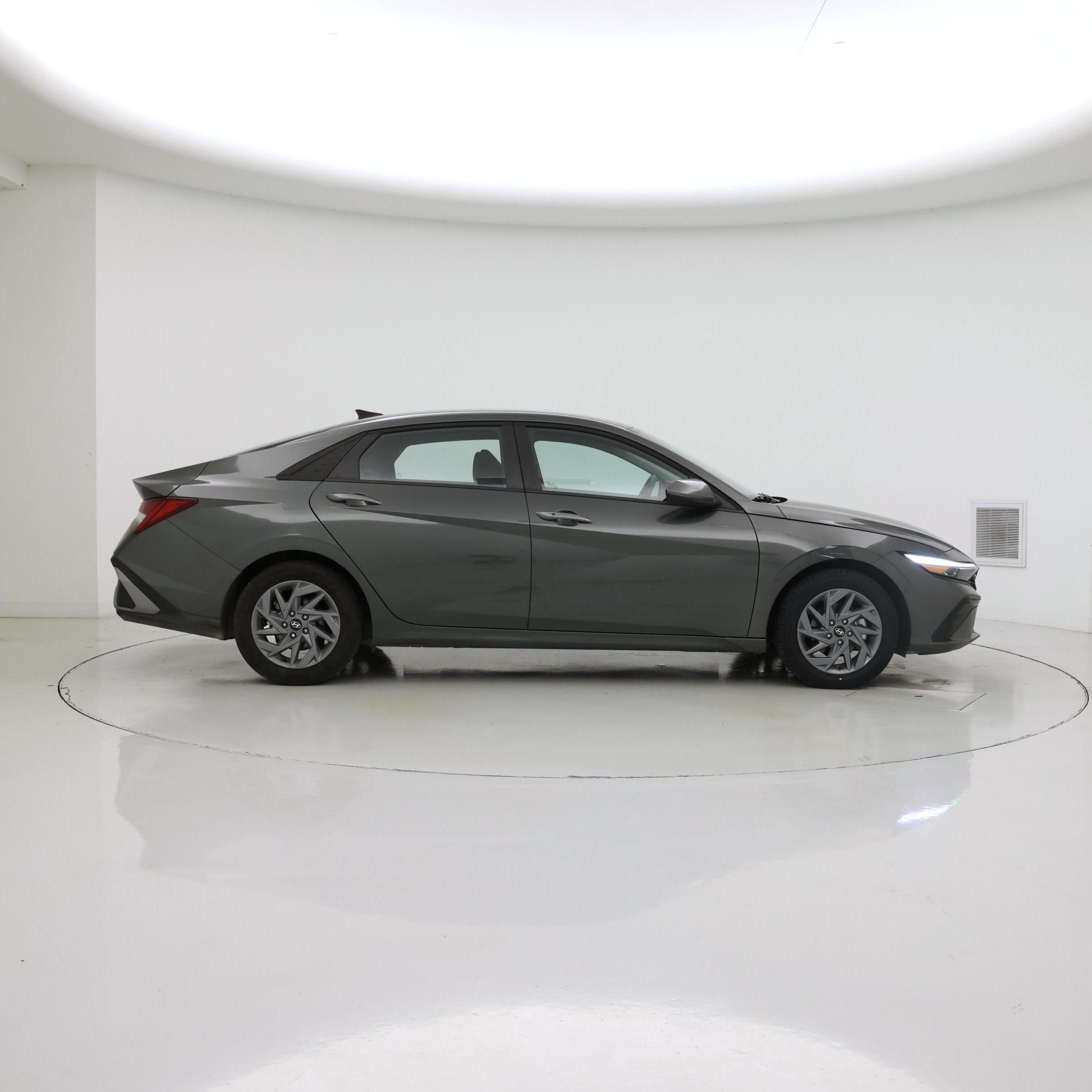 Thumbnail: 2025 Hyundai Elantra - 7